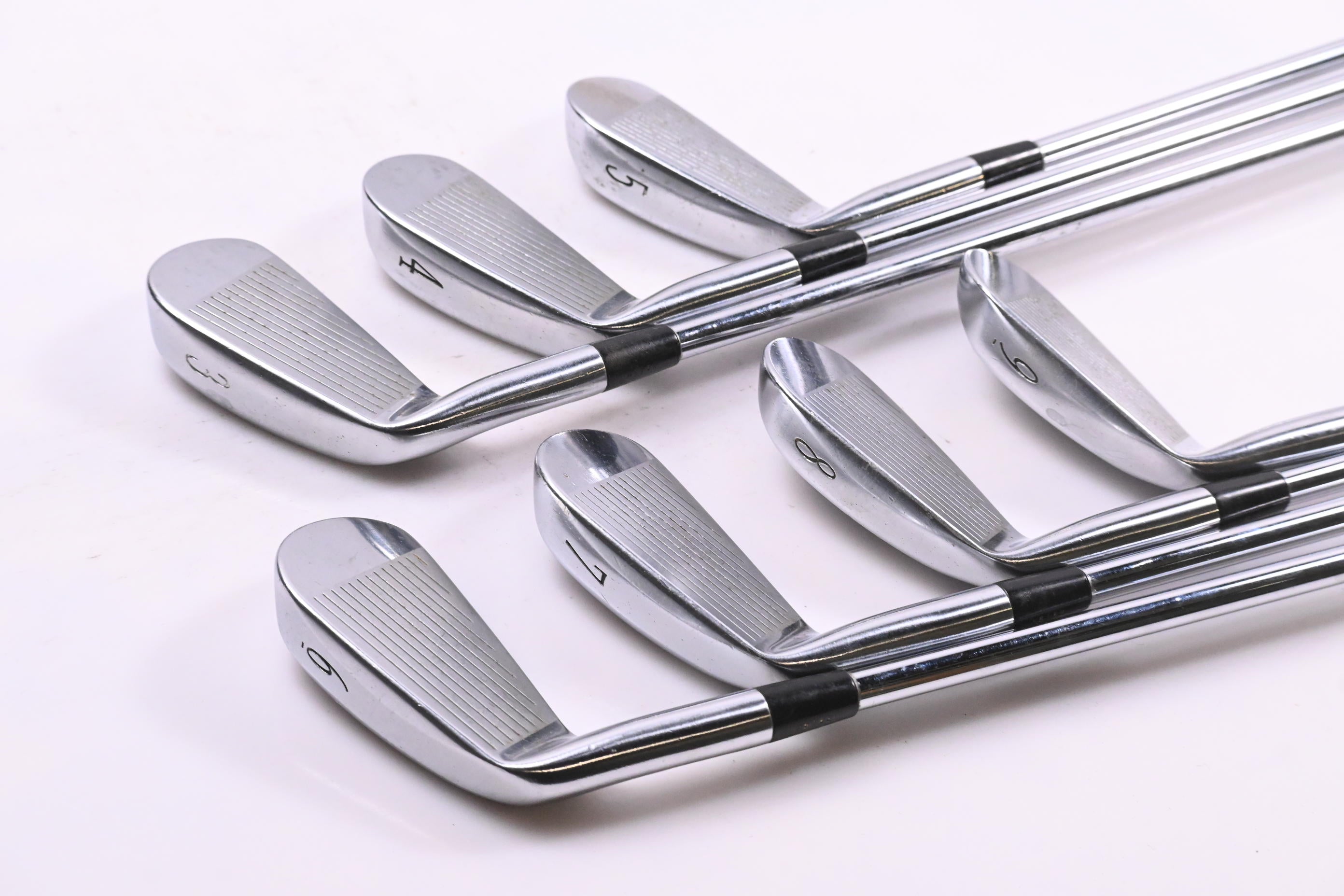 Mizuno MX-23 Irons / 3-9i / Regular Flex Dynamic Gold Lite R300 Shafts