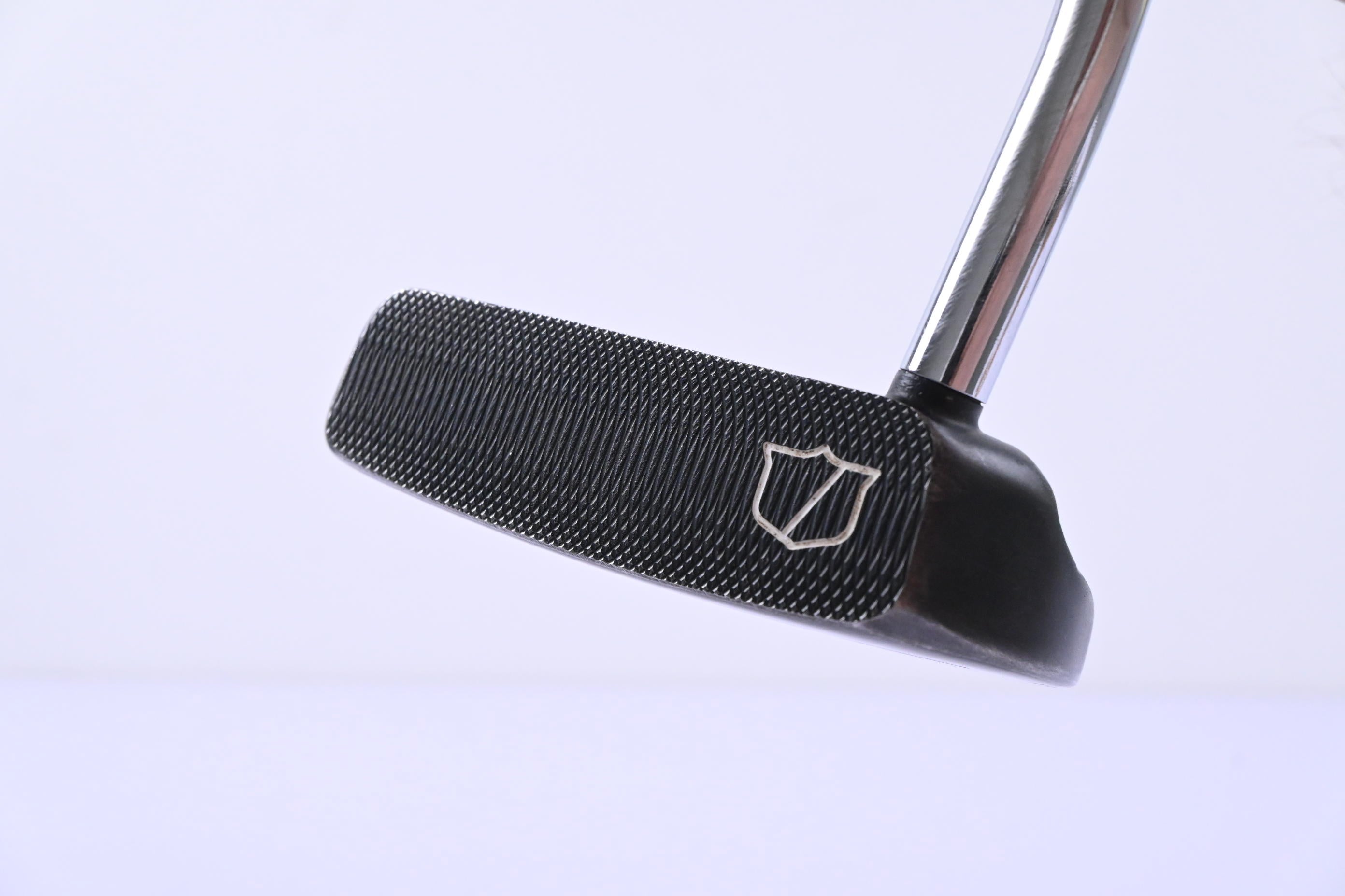 Wilson Infinite 2024 The Bean Putter / 34 Inch