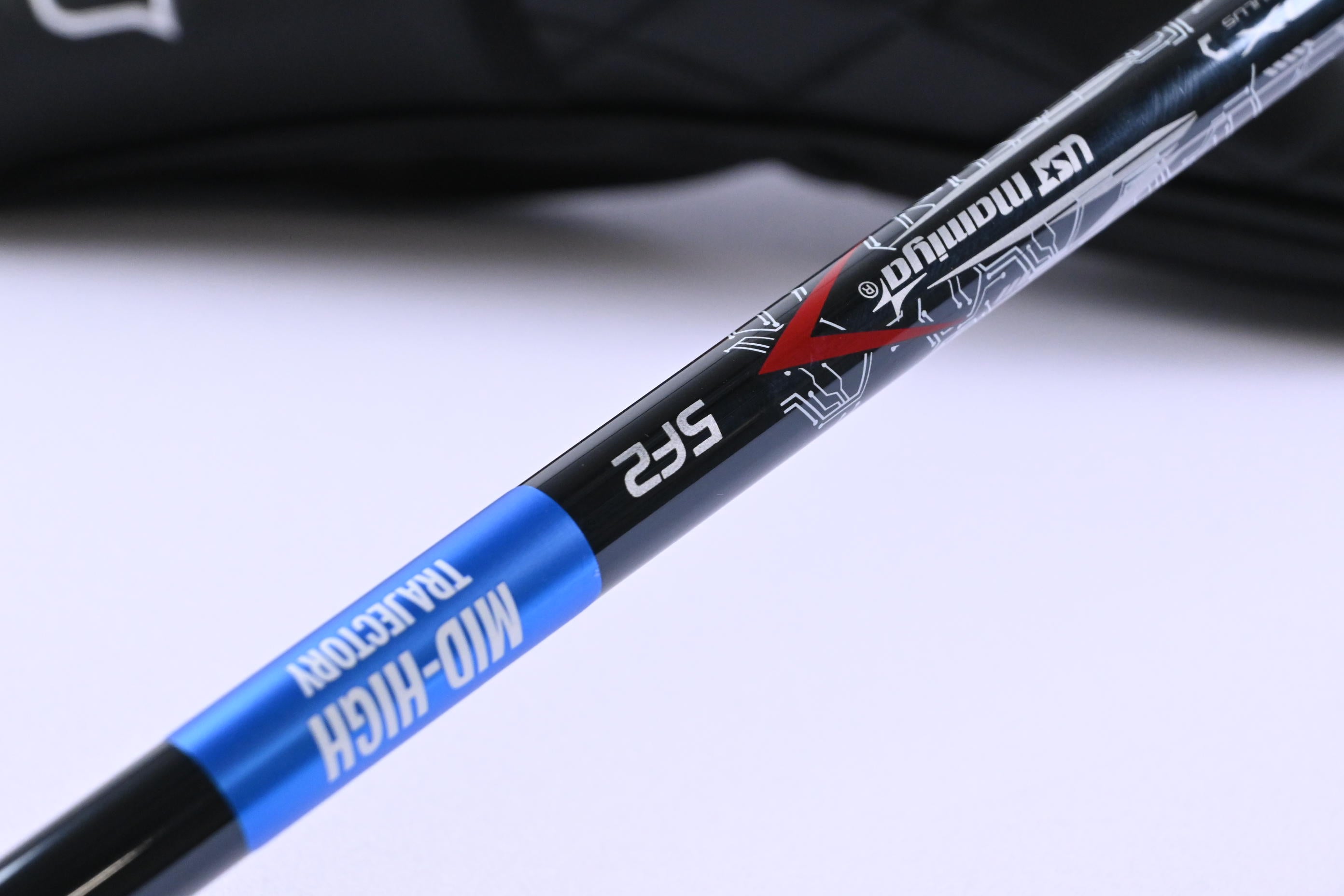 Wilson DYNAPWR 2025 Carbon Driver / 10.5 Degree / Senior Flex LIN-Q M40X Red 2