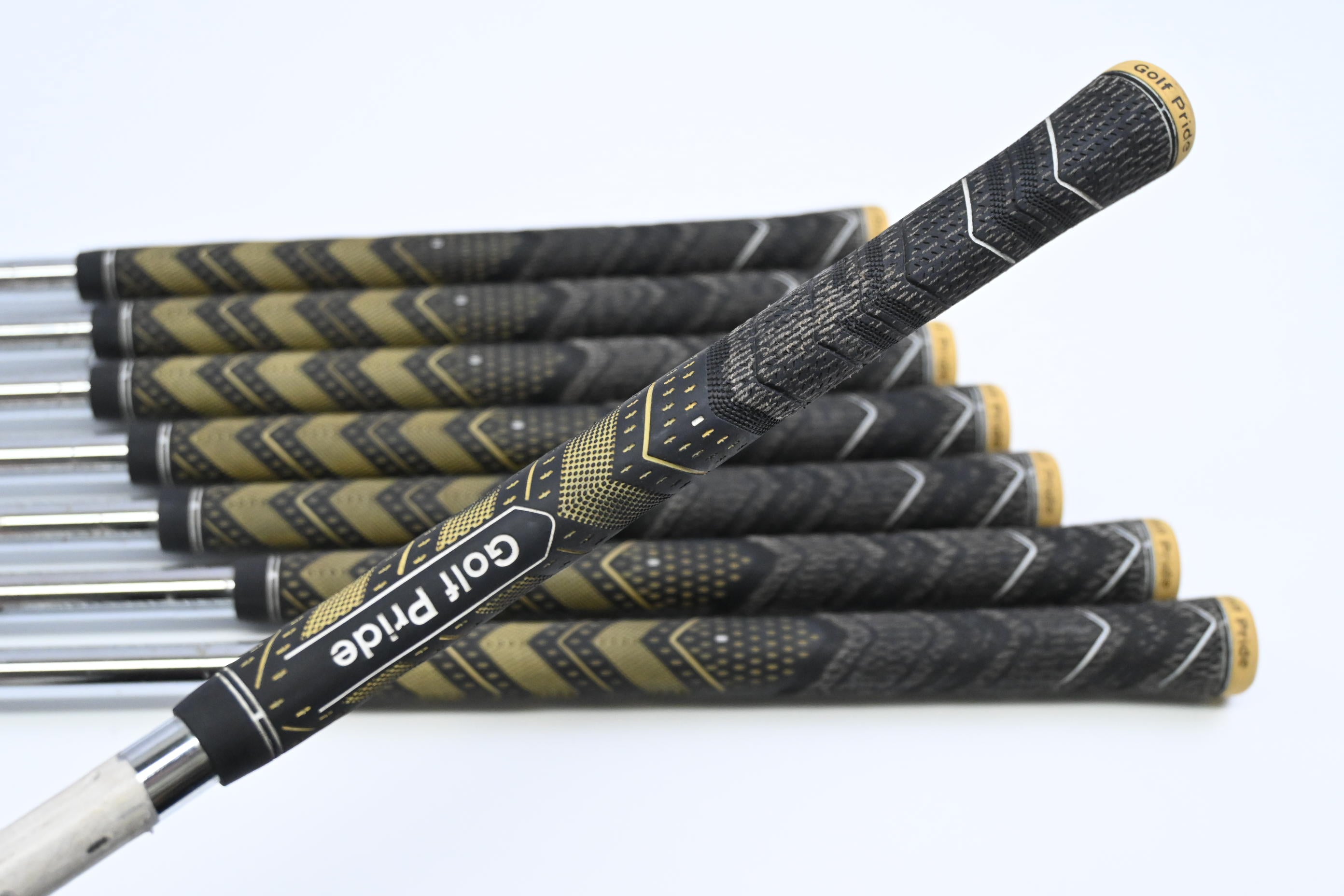 Cobra King Tour 2023 Irons / 4-PW+GW / Stiff Flex KBS Tour 120 Shafts