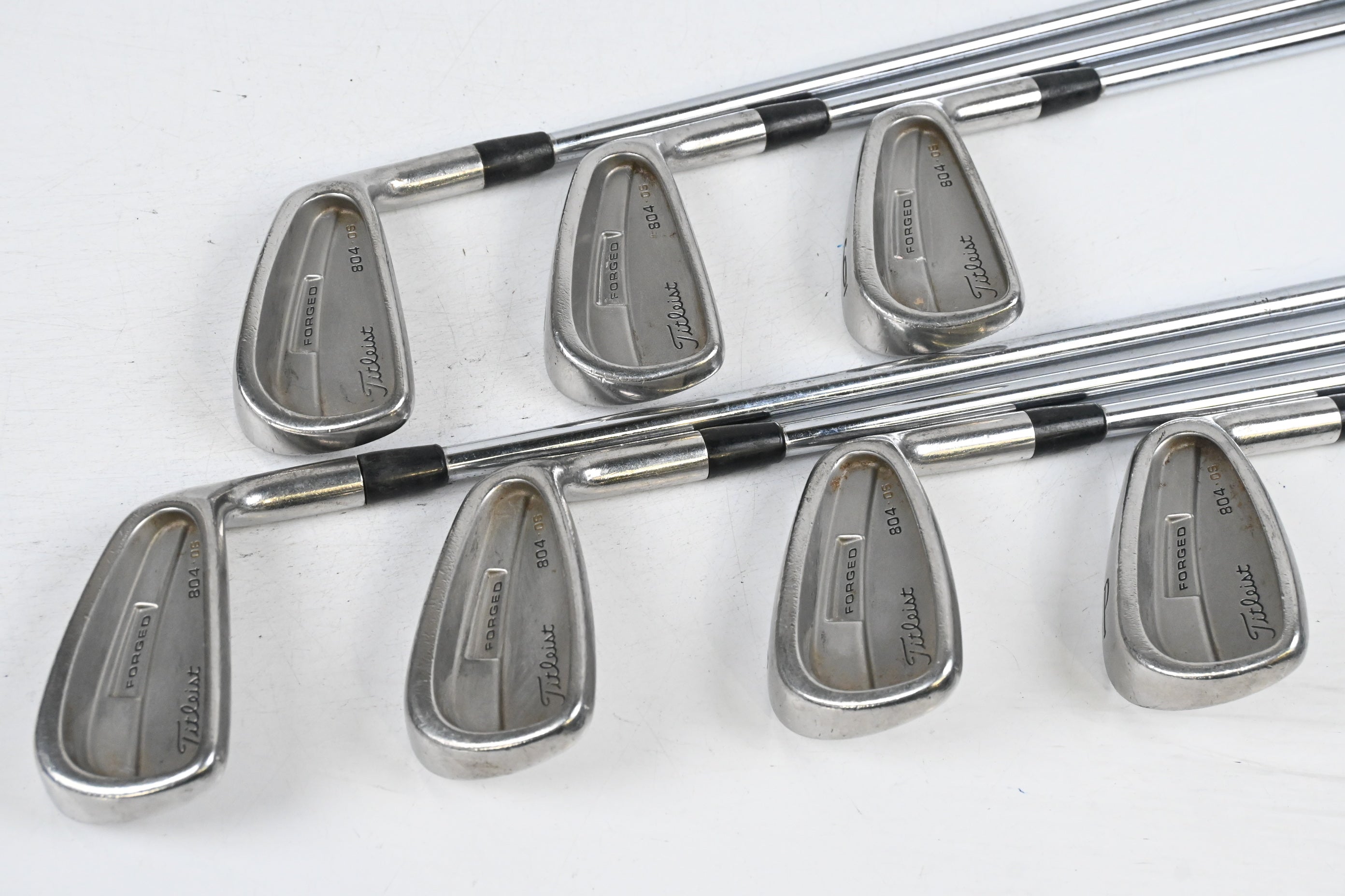 Titleist 804.OS Irons / 4-PW / Regular Flex Dynamic Gold R300 Shafts