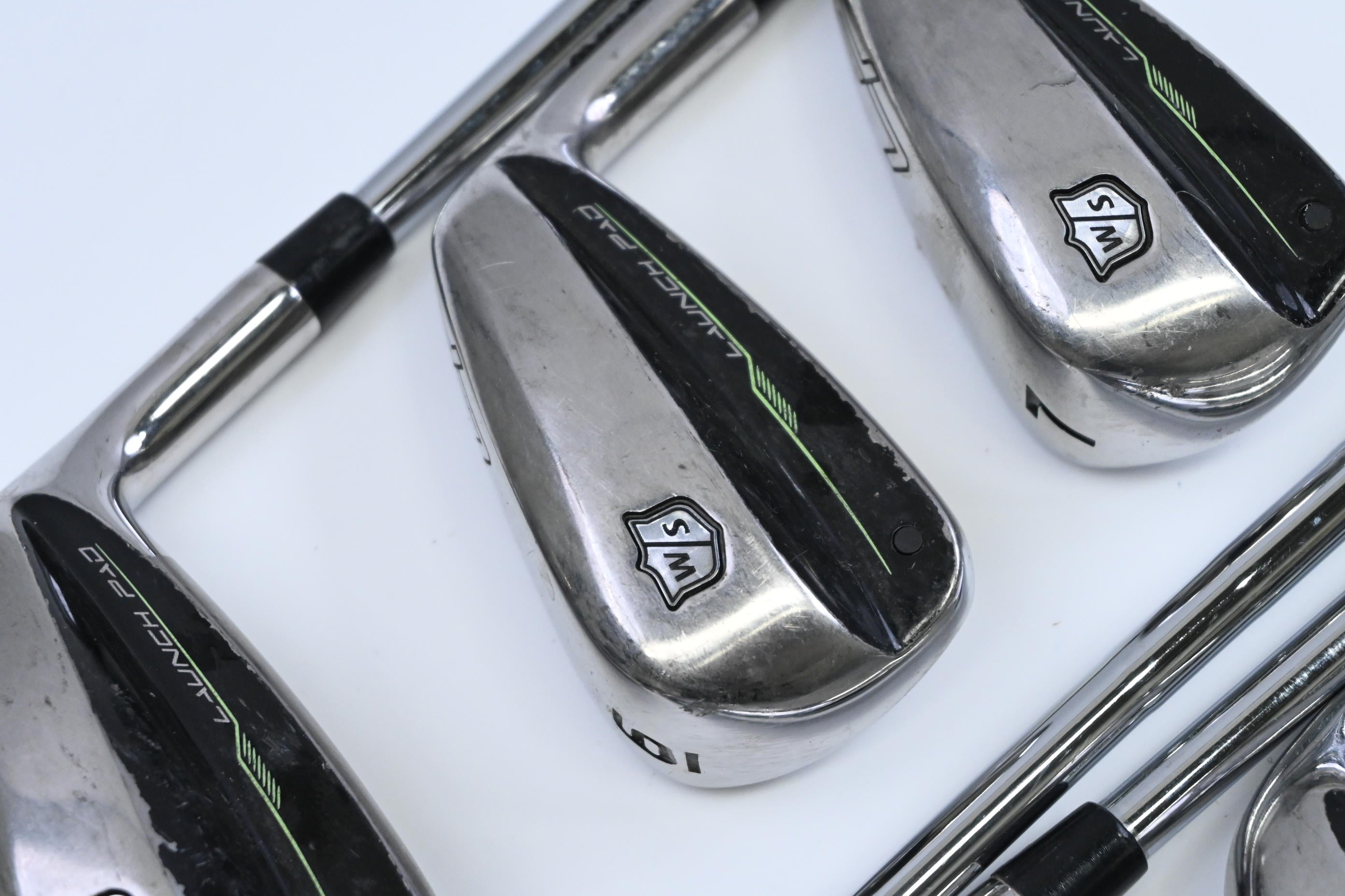 Wilson Launch Pad 2022 Irons / 5-PW+SW / Stiff Flex KBS Tour 120 Shafts