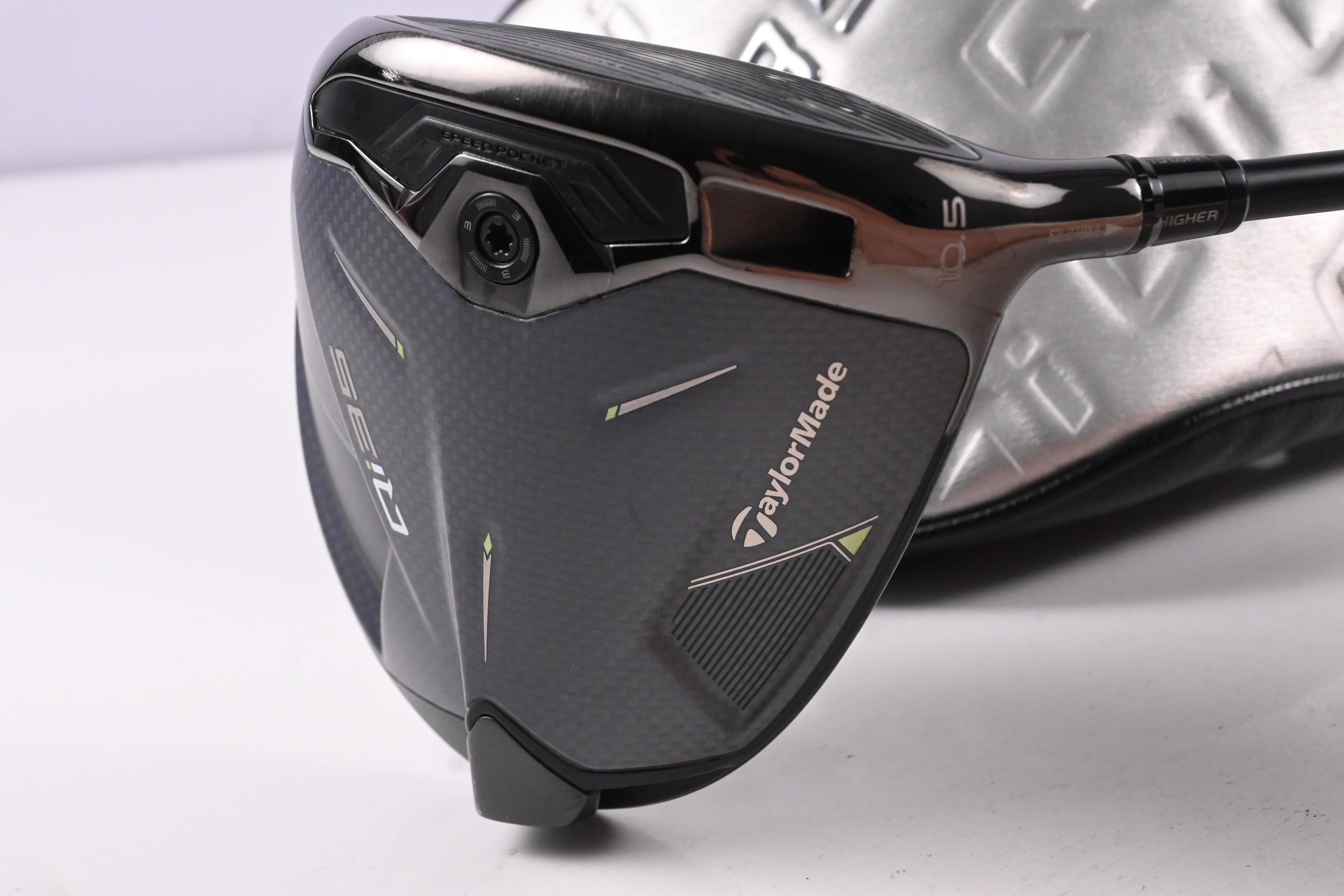 Taylormade Qi35 Driver / 10.5 Degree / Stiff Flex Fujikura Ventus Blue 5 Shaft