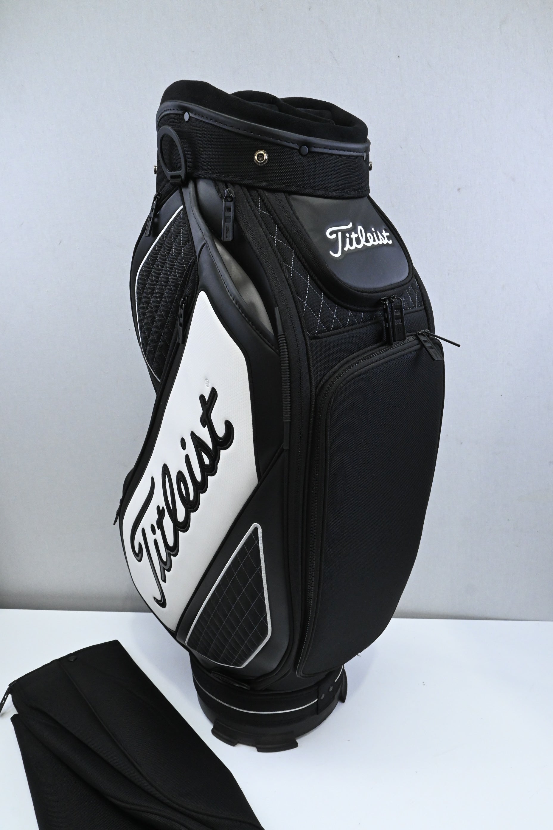Titleist Cart Bag / 6-Way / Black, White