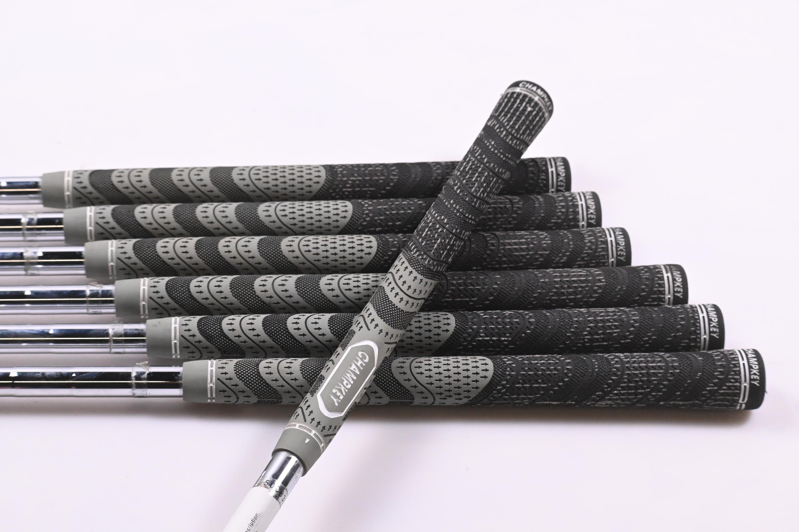 Mizuno MX-23 Irons / 3-9i / Regular Flex Dynamic Gold Lite R300 Shafts