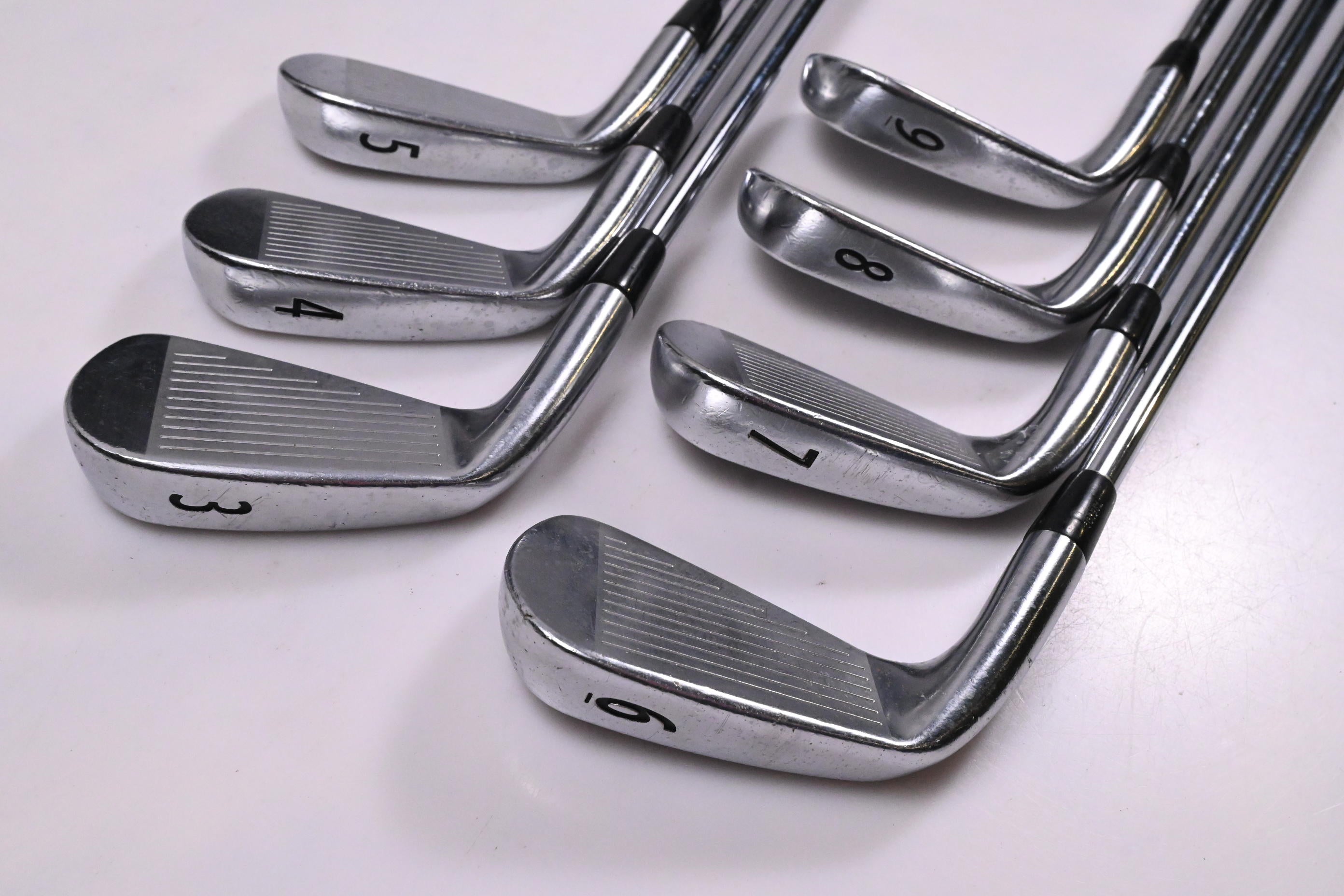 Left Hand Titleist 712 CB Irons / 3-9i / Stiff Flex Project X Shafts
