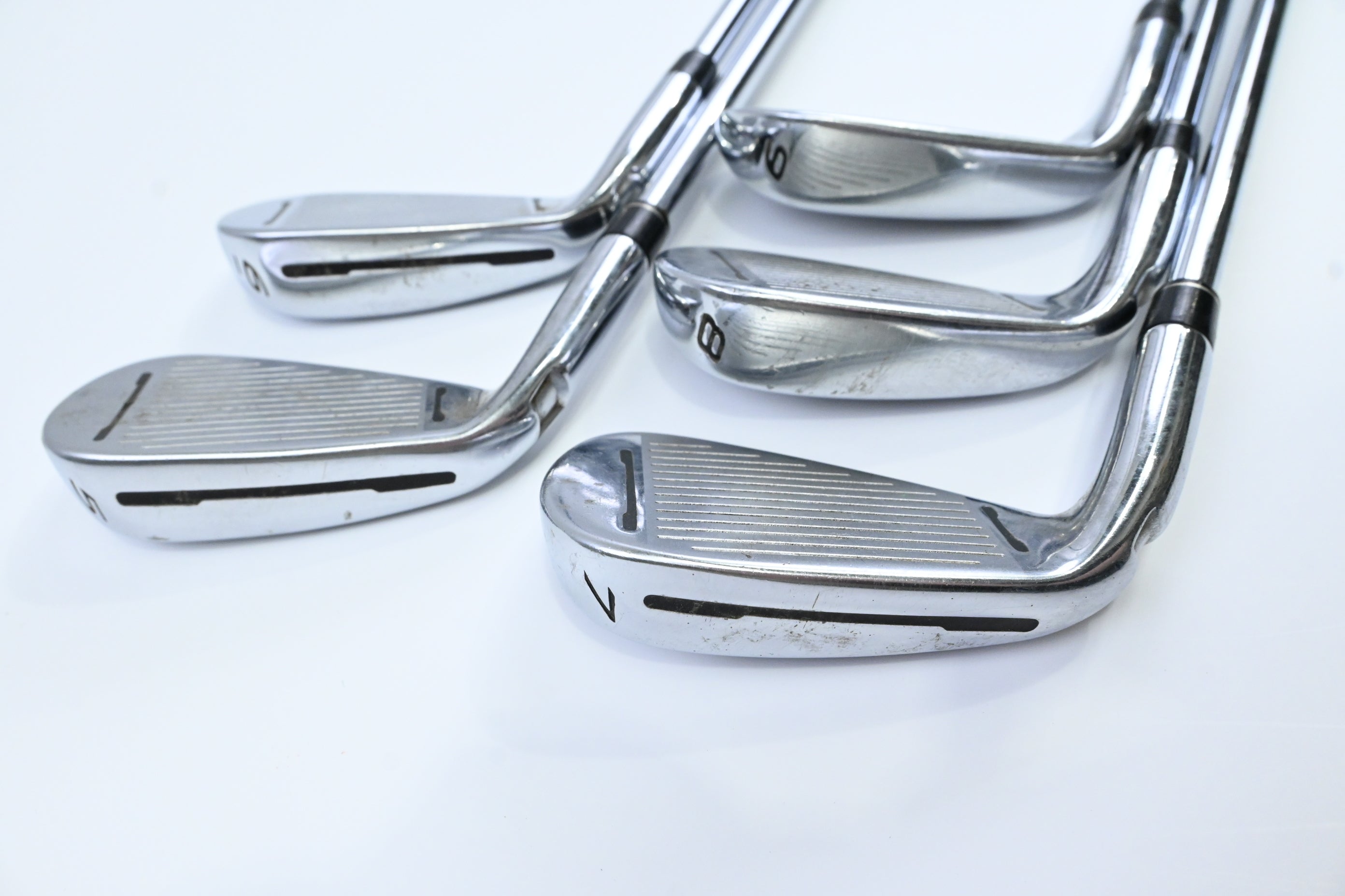 Taylormade RSi1 Irons / 5-9 / Regular Flex Reax Steel 90 Shafts