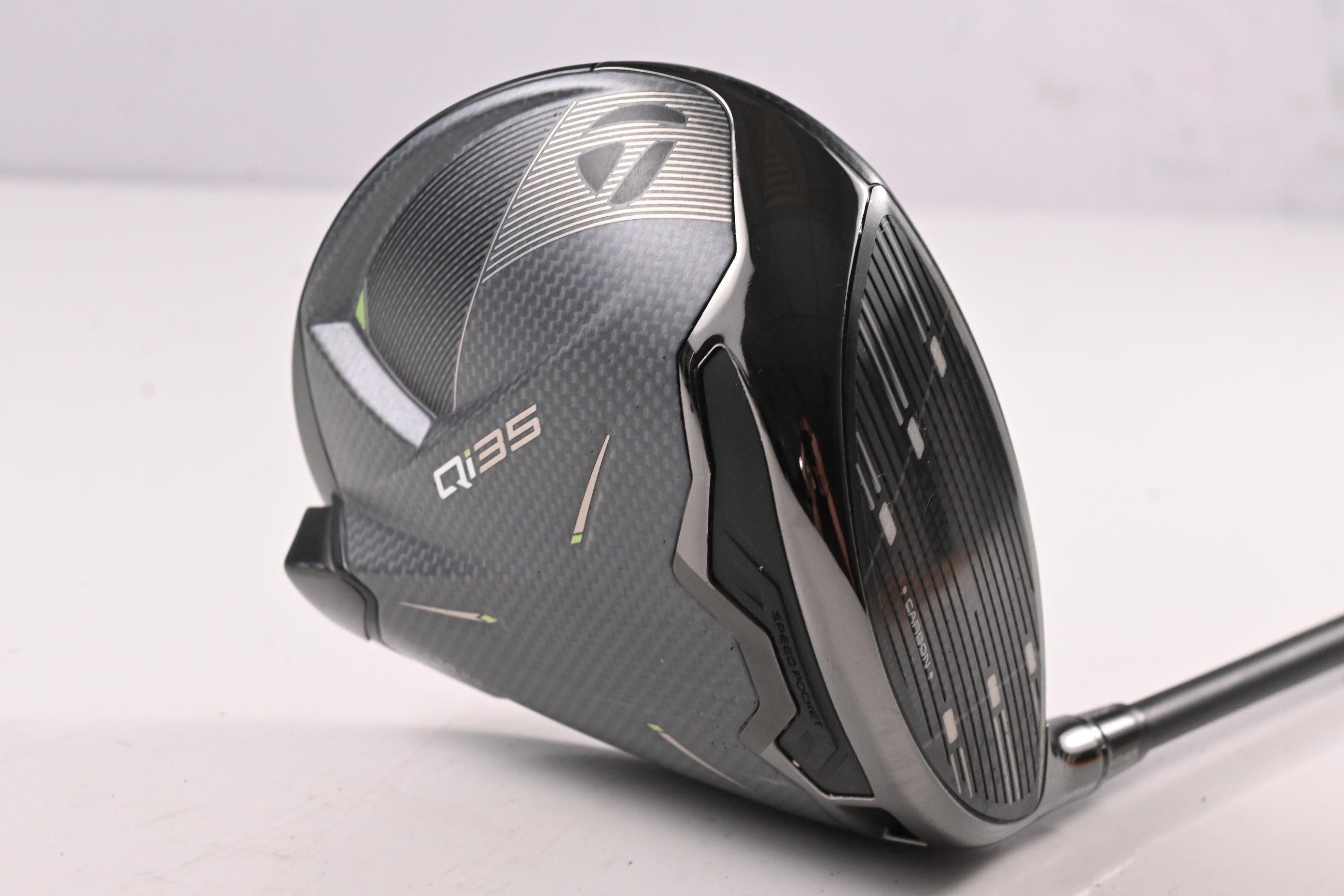 Taylormade Qi35 Max Driver / 9 Degree / Regular Flex Vanquish 4 Shaft