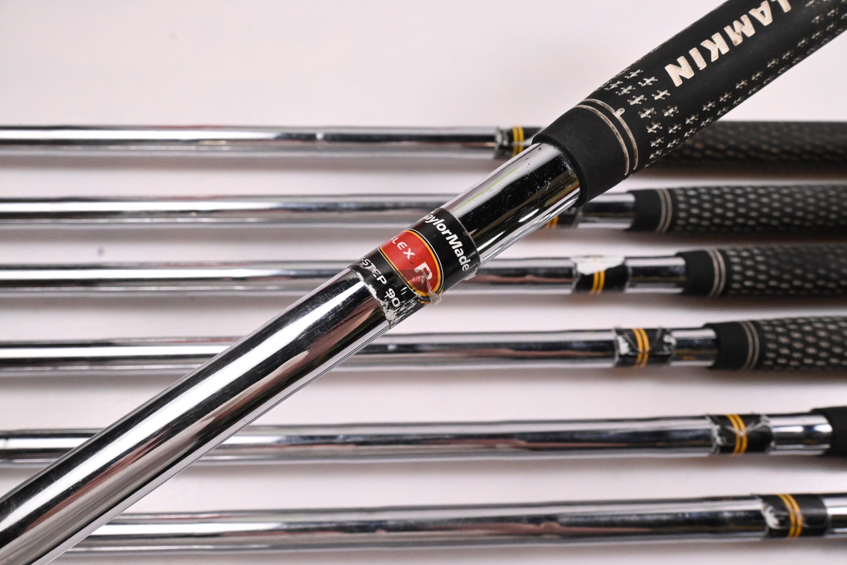 Taylormade R7 Draw Irons / 3-PW / Regular Flex Taylormade T-Step 90 Shafts