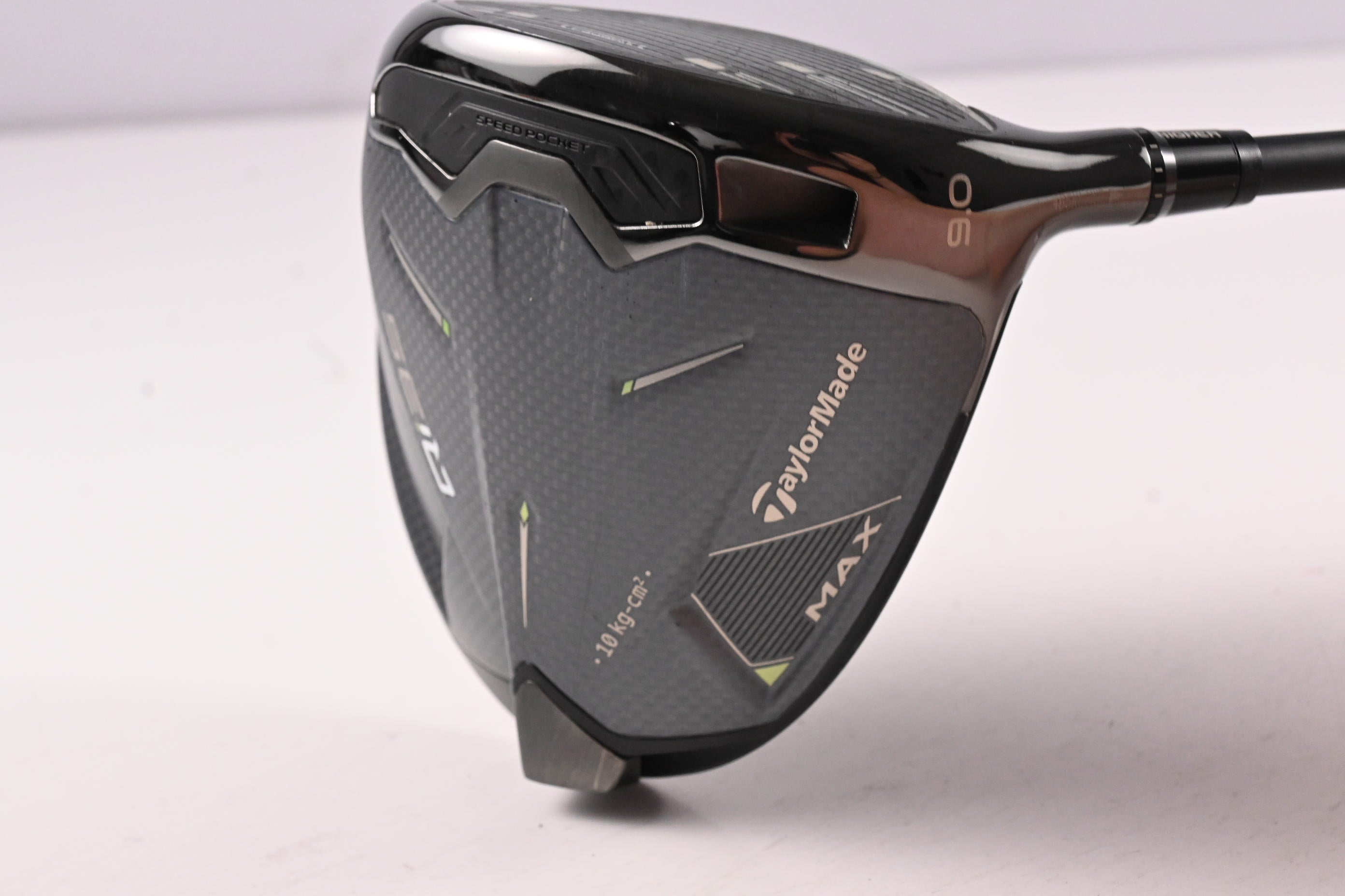 Taylormade Qi35 Max Driver / 9 Degree / Regular Flex Vanquish 4 Shaft