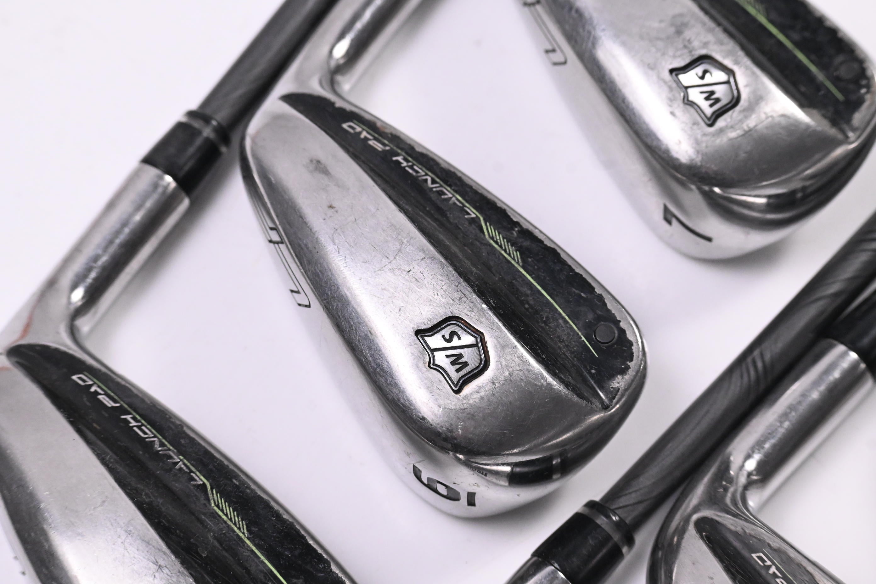 Wilson Launch Pad 2022 Irons / 5-PW / Regular Flex Project X EvenFlow 65 Shafts