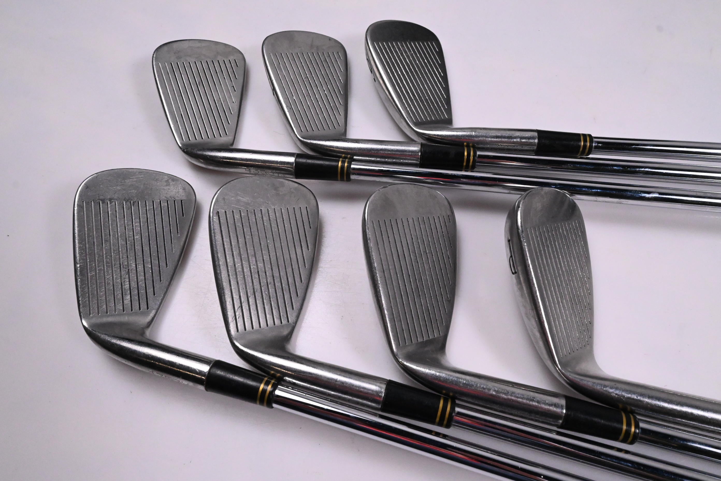 Titleist DCI 981 Irons / 4-PW / Stiff Flex Dynamic Gold S300 Shafts