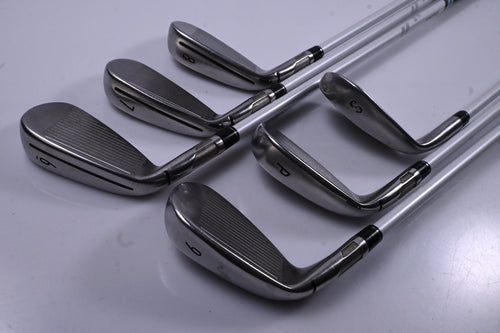 Ladies Taylormade Stealth Irons / 6-PW+SW / Ladies Flex Aldila Ascent Ultralite