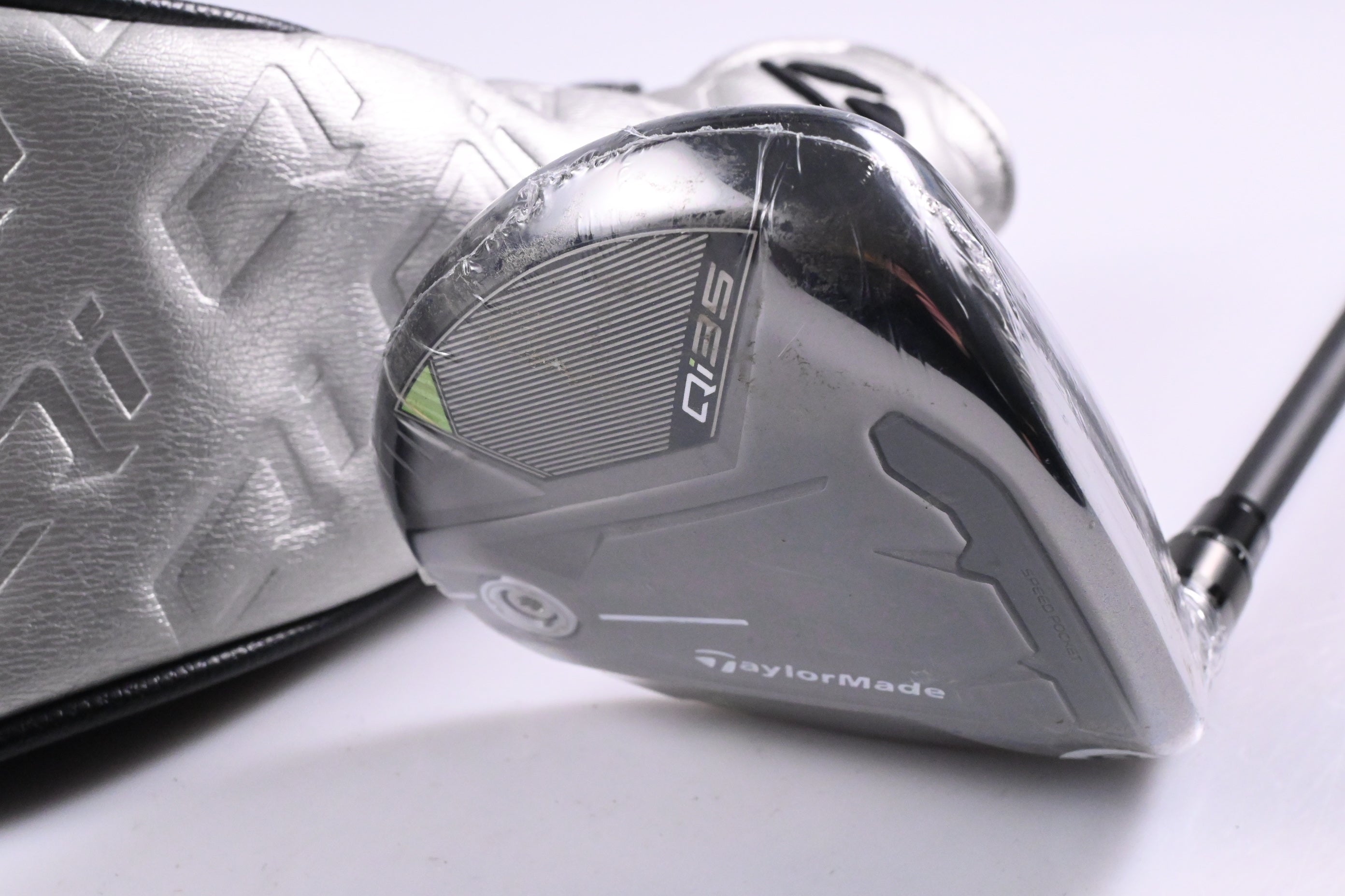 Taylormade Qi35 Max Lite #5 Wood / 18.5 Degree / Senior Flex Vanquish 4 Shaft
