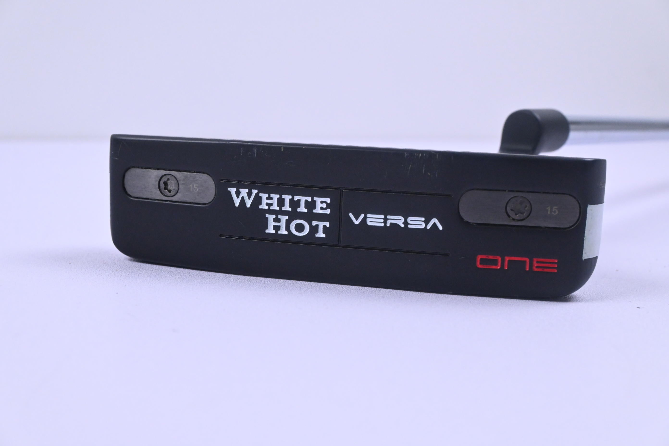Odyssey White Hot Versa One Putter / 31 Inch