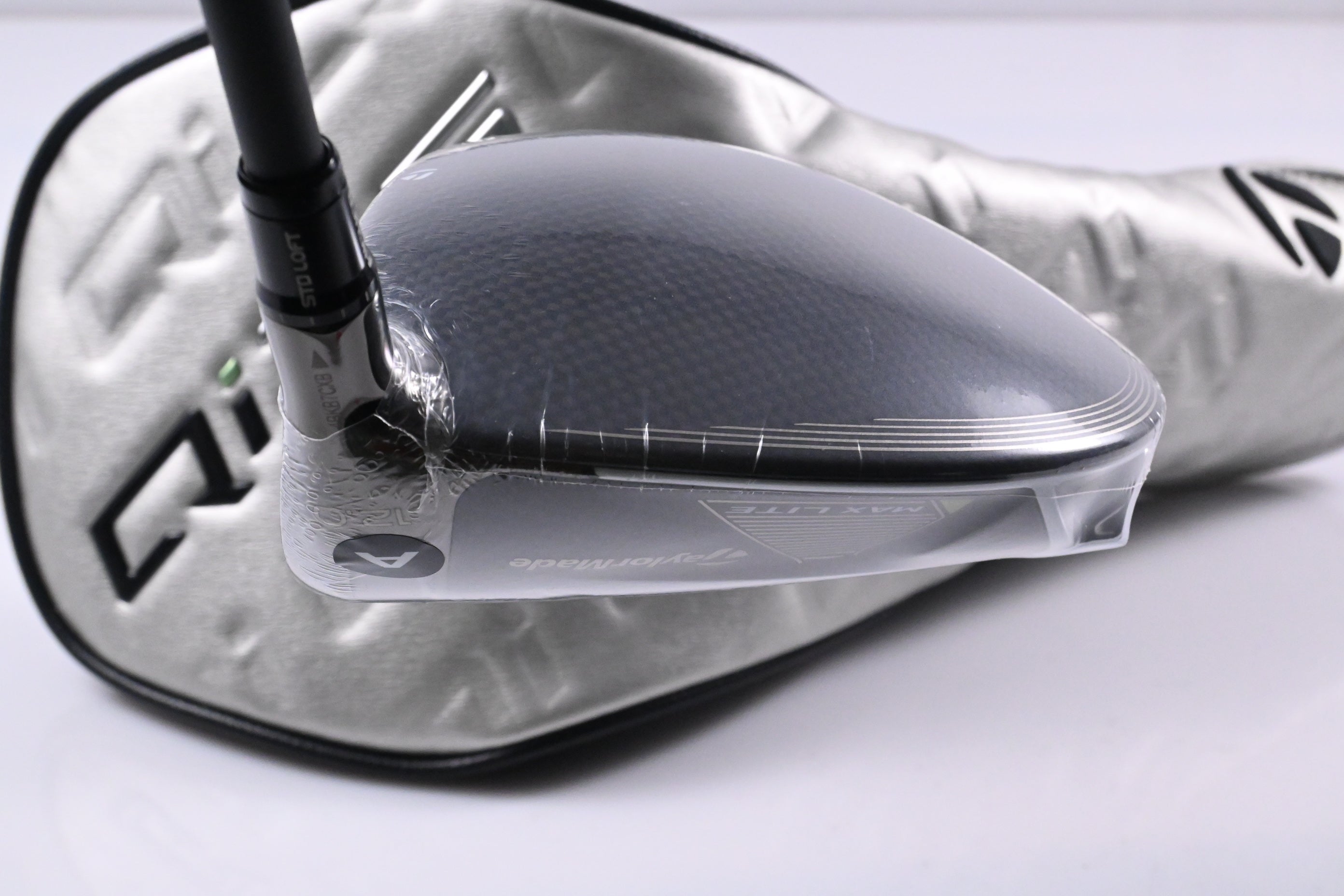 Taylormade Qi35 Max Lite Driver / 12 Degree / Senior Flex Vanquish 4 Shaft