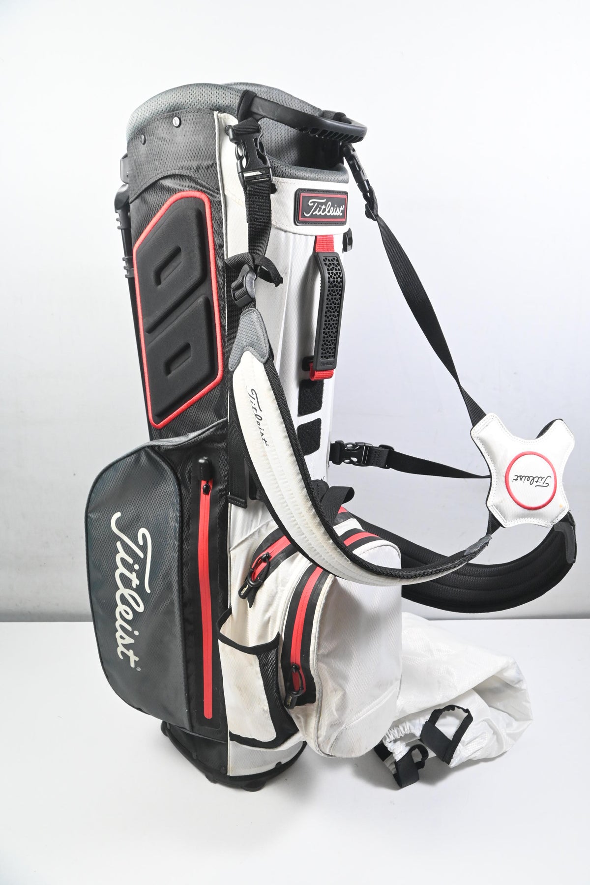 Titleist StaDry 4+ Stand Bag / 4-Way Divider / Grey, White & Red
