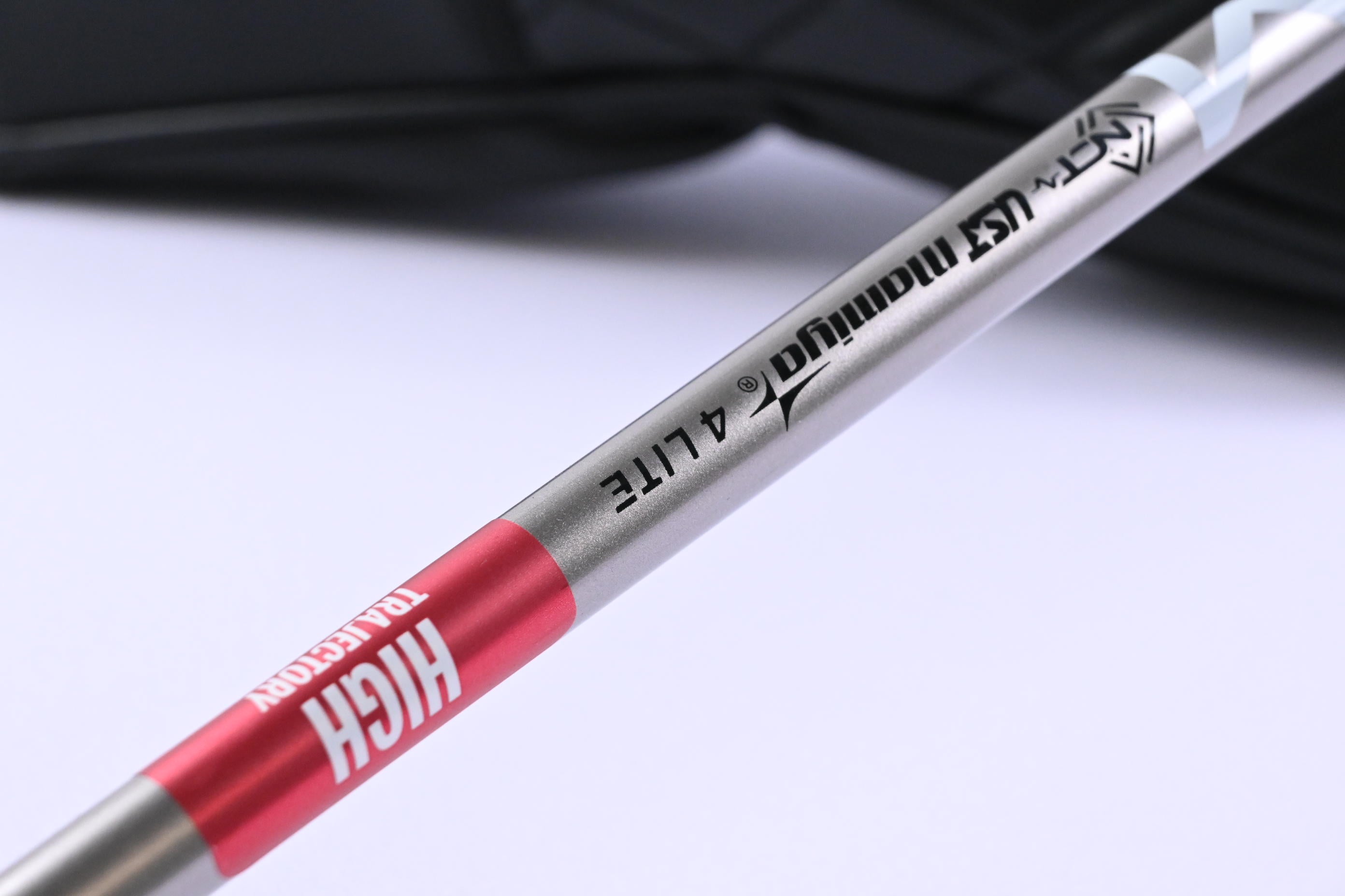 Ladies Wilson DYNAPWR 2025 Carbon Driver / 9 Degree / Ladies Flex Helium 4 Lite