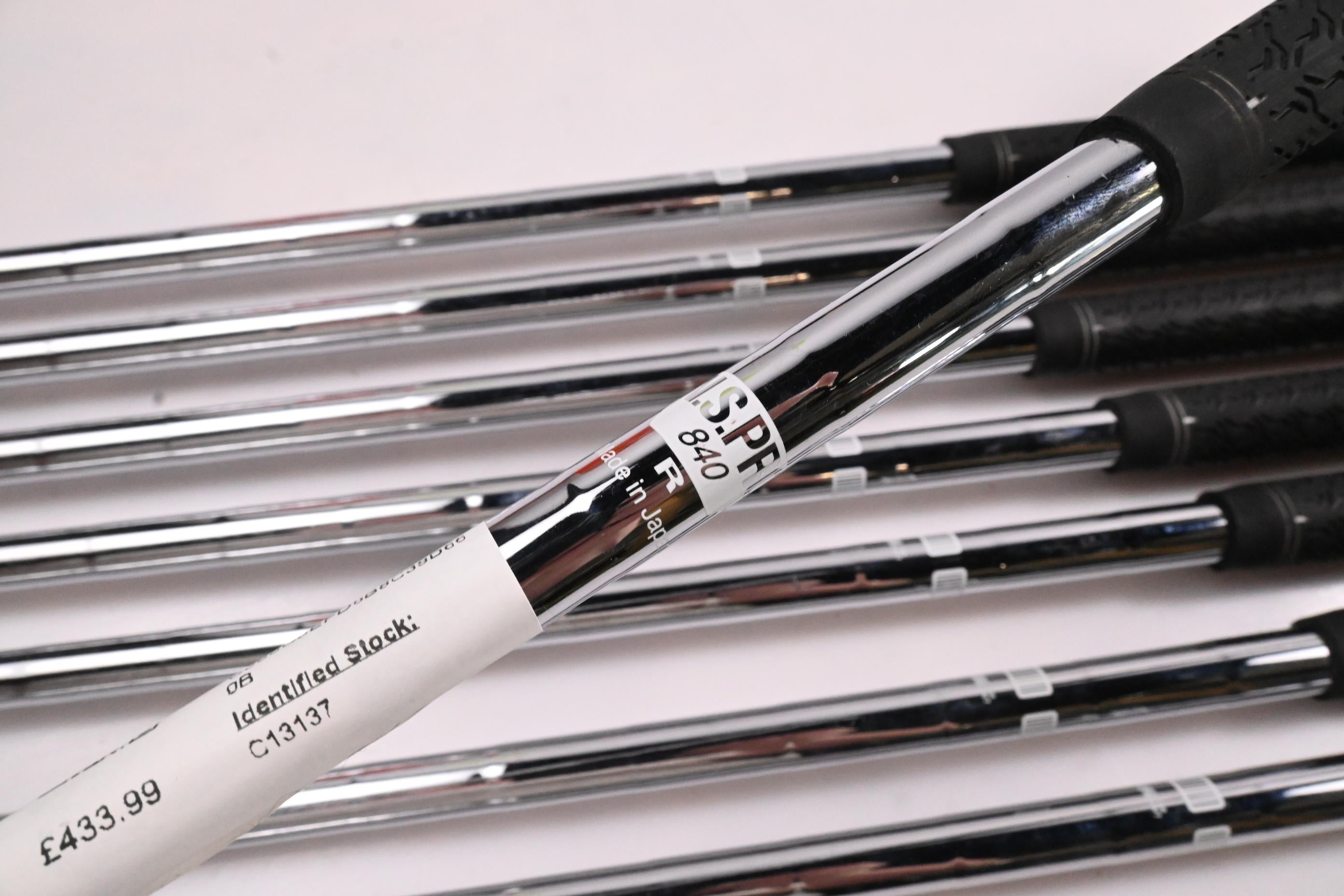 Taylormade M6 Irons / 5-PW+GW+SW / Regular Flex N.S.Pro 840 Shafts
