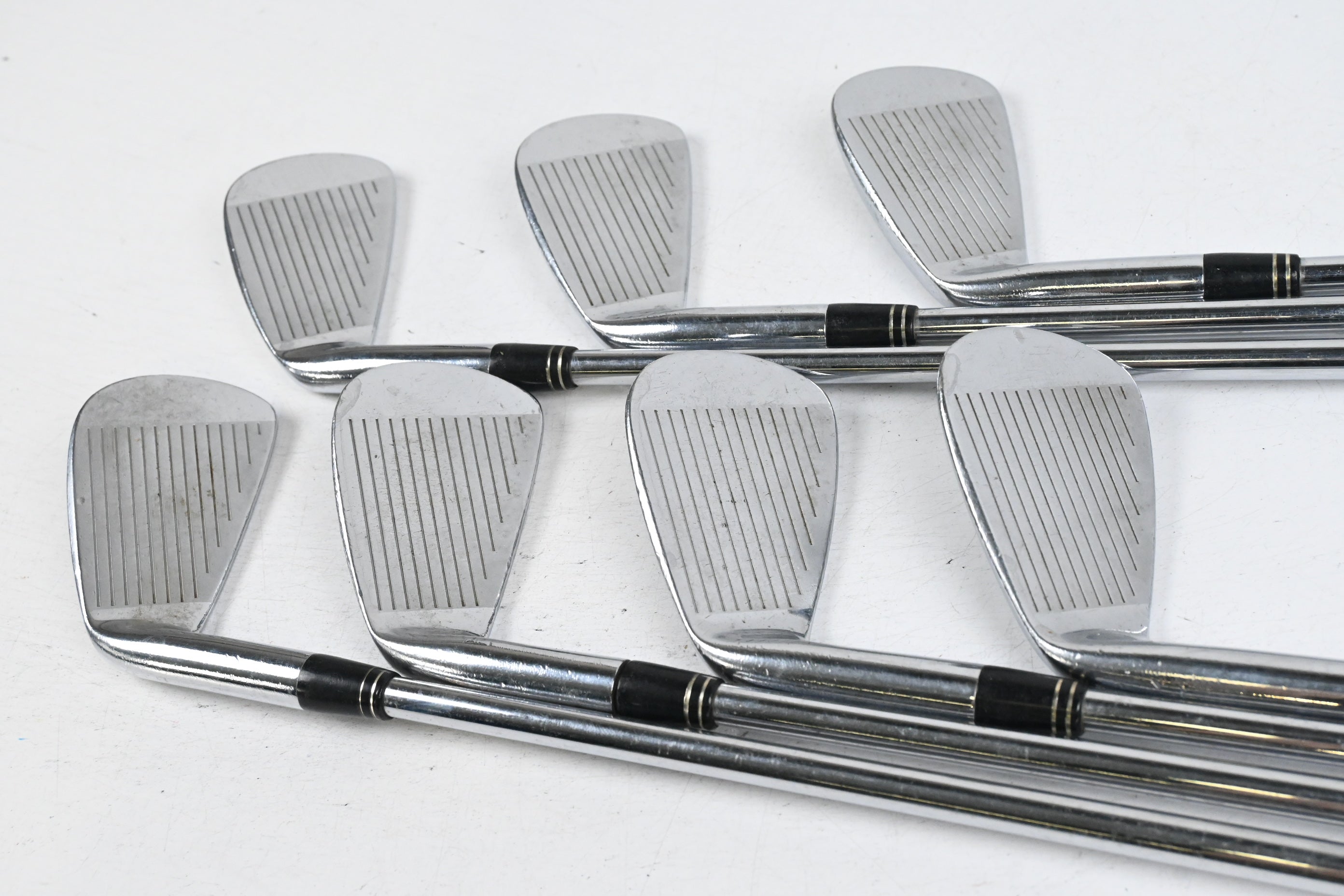 Taylormade 300 Forged Irons / 3-9i / Regular Flex Rifle Flighted Shafts