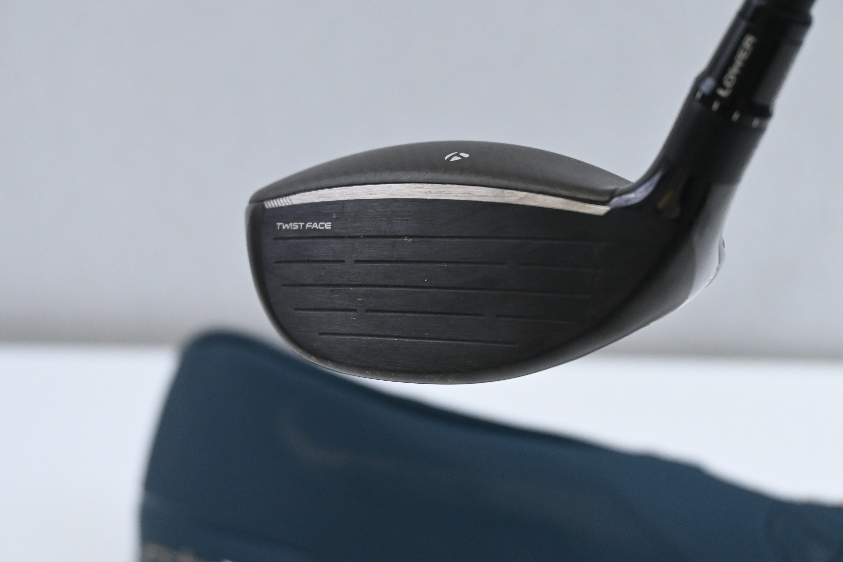 Taylormade Qi4D #5 Wood / 18 Degree / Stiff Flex Taylormade REAX White 65