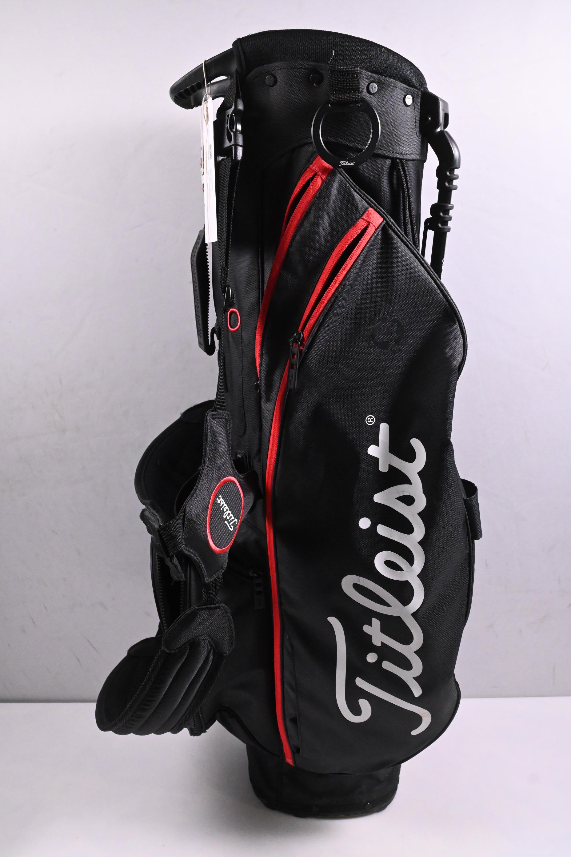 Titleist Players 4 Stand Bag / 4-Way Divider / Black