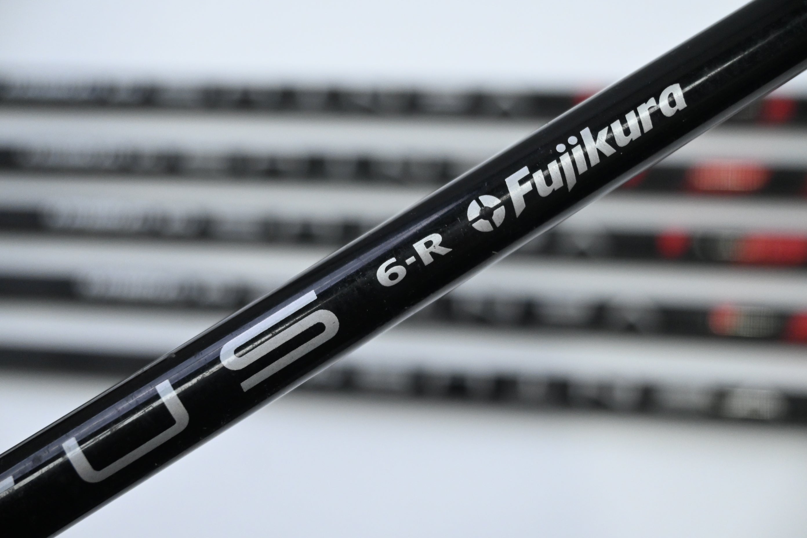 Taylormade Stealth Irons / 5-PW / Regular Flex Fujikura Ventus Red 6 Shafts