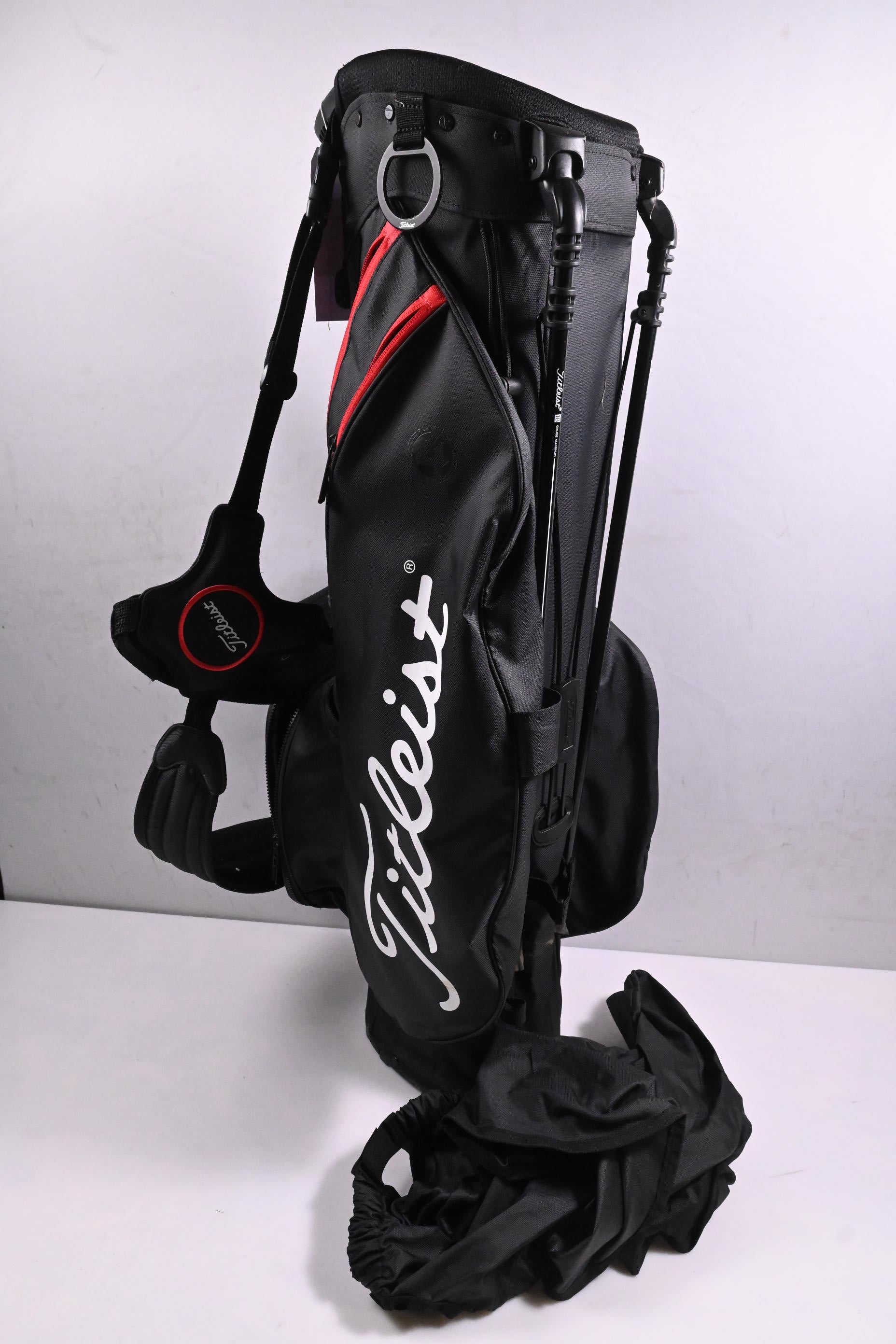 Titleist Players 4 Stand Bag / 4-Way Divider / Black