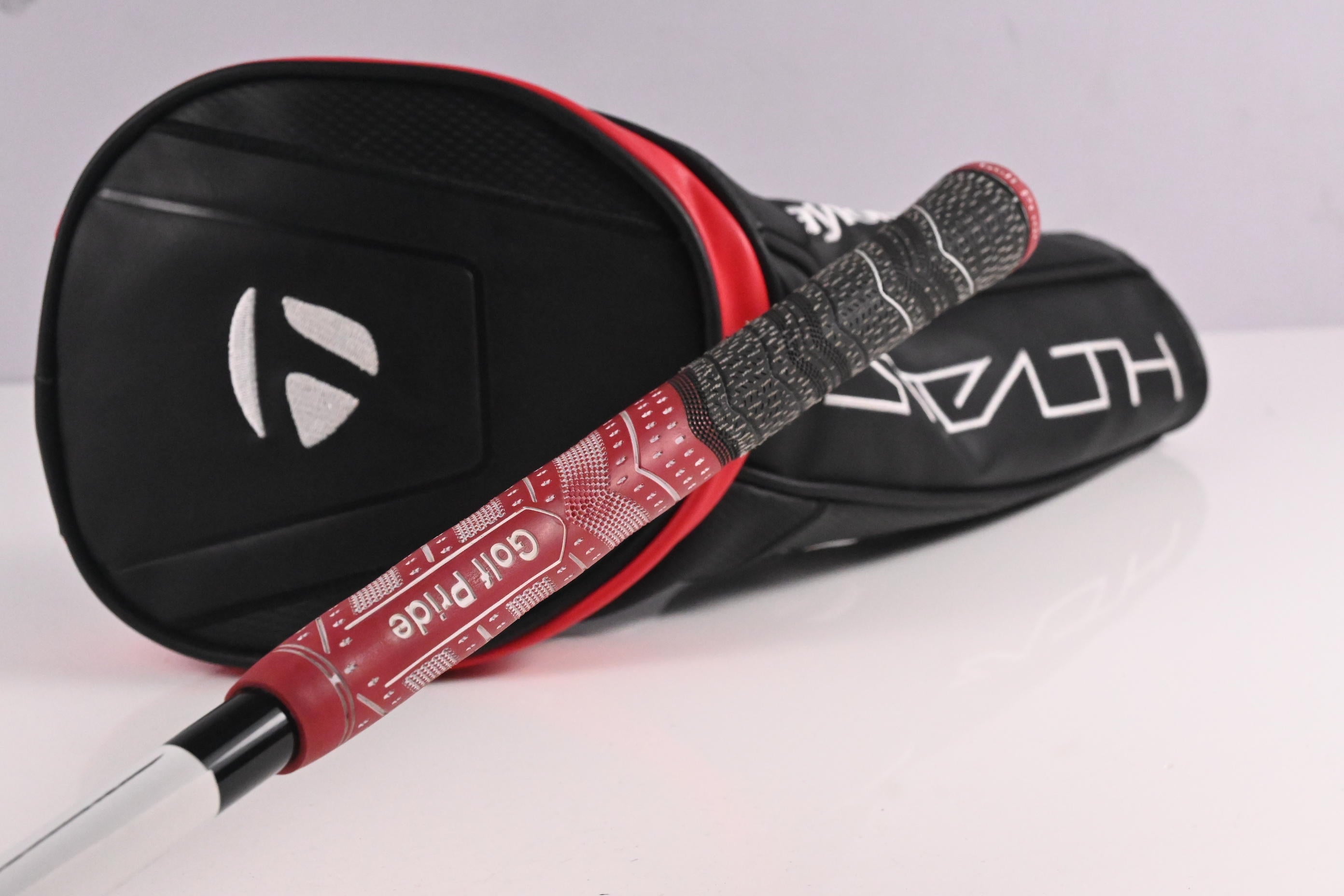 Taylormade Stealth Driver / 9 Degree / Stiff Flex Ventus Blue 5 Shaft