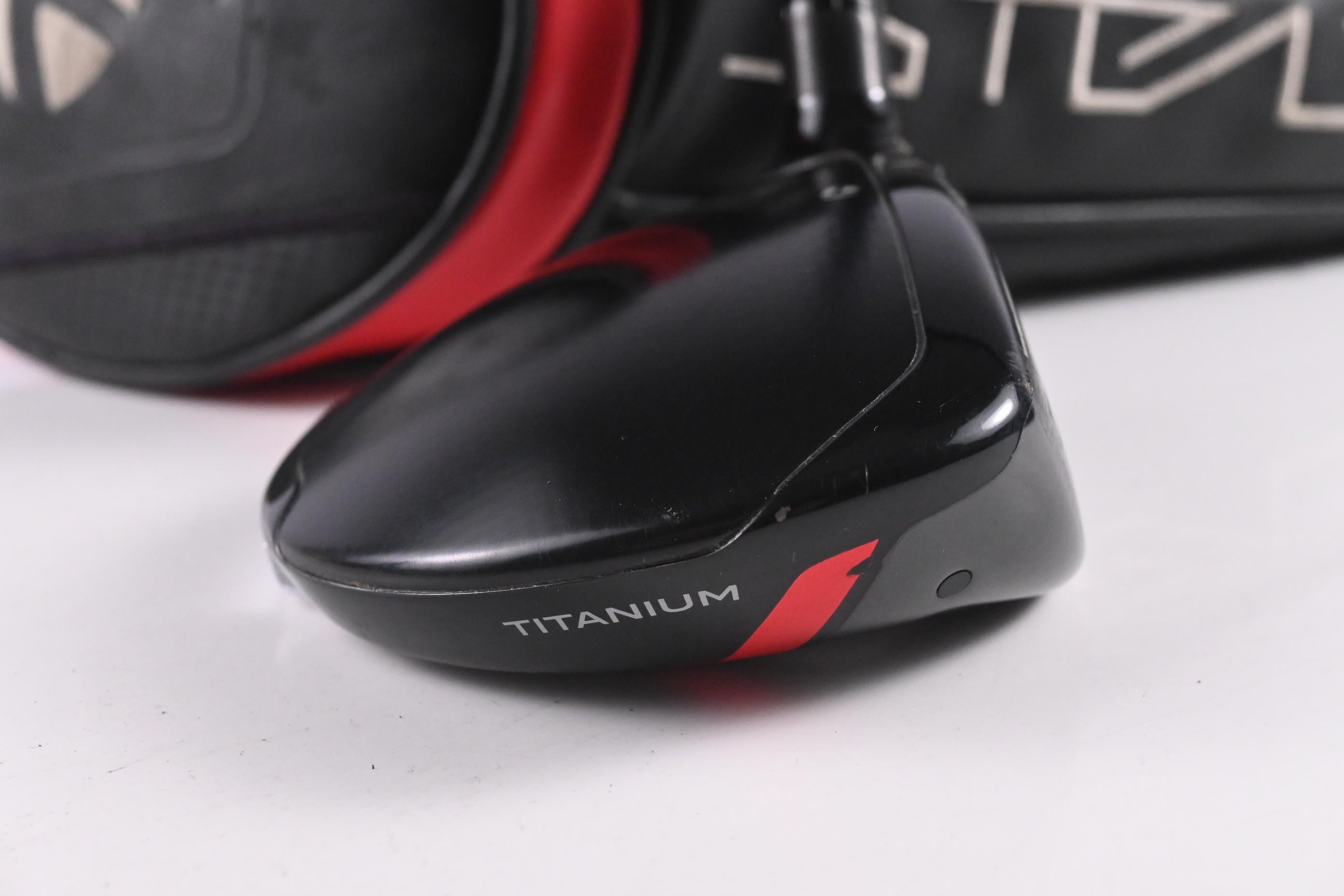 Taylormade Stealth Plus #3 Wood / 15 Degree / Stiff Flex Fujikura Speeder Pro 84