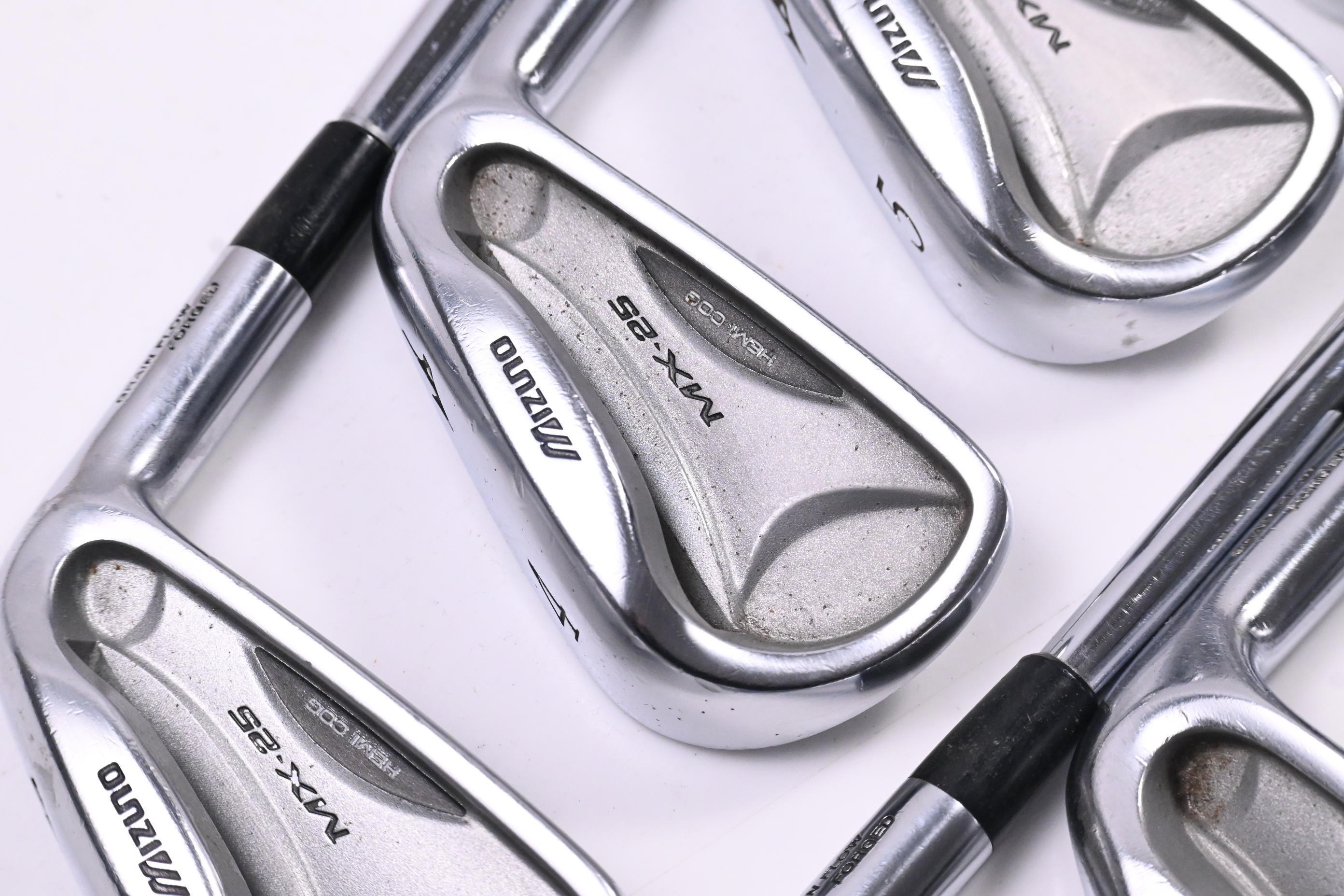 Mizuno MX-25 Irons / 3-PW / Regular Flex Dynalite Gold SL R300 Shaft