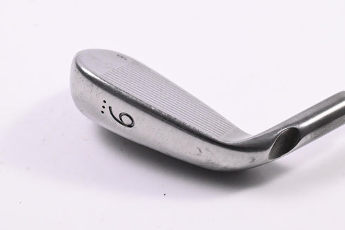 Ping G30 #9 Iron / 40 Degree / Black Dot / Regular Flex Ping AWT 2.0 Shaft
