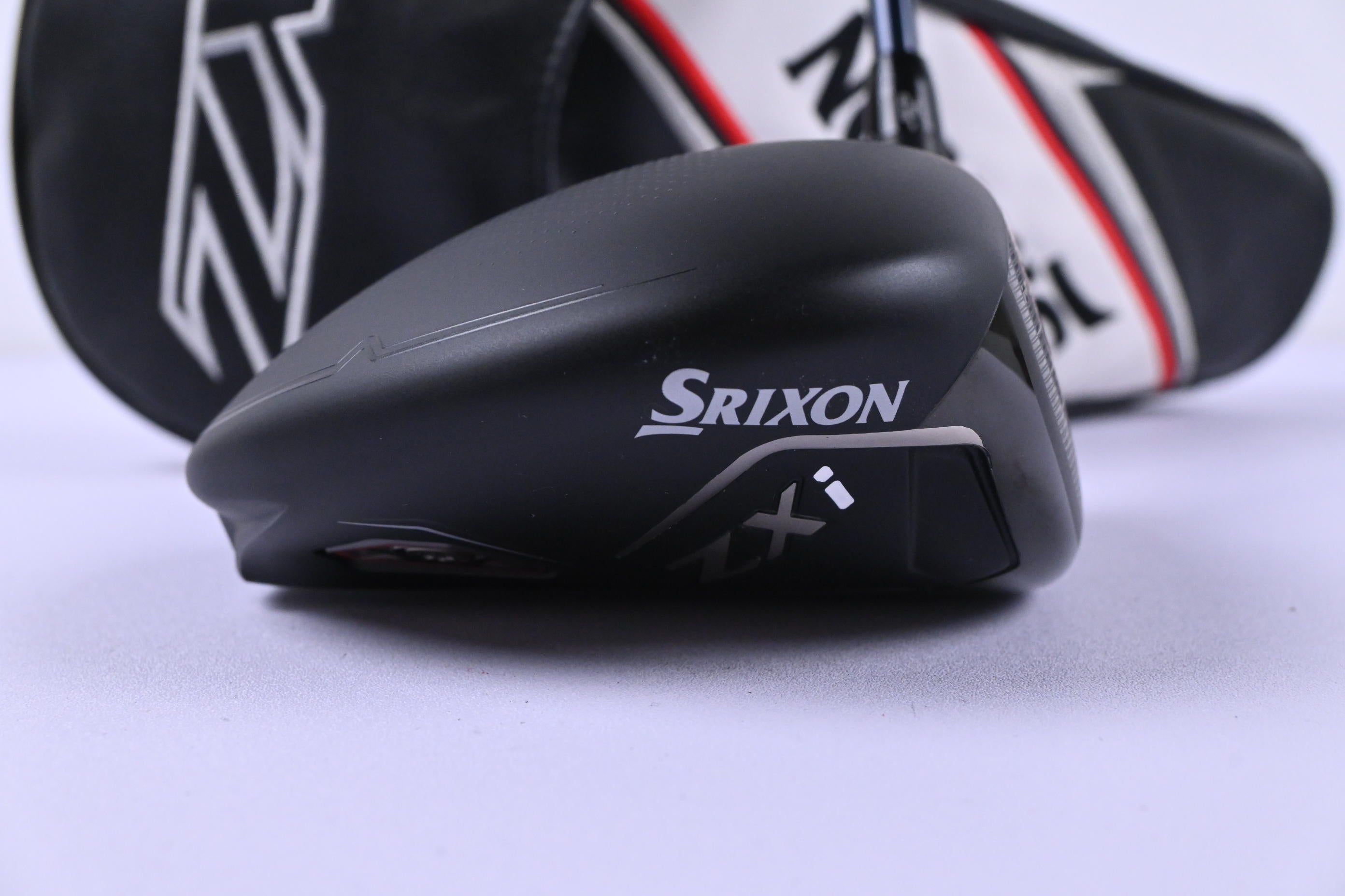 Srixon ZXi Driver / 10.5 Degree / Stiff Flex Fujikura Ventus TR Blue 6 Shaft