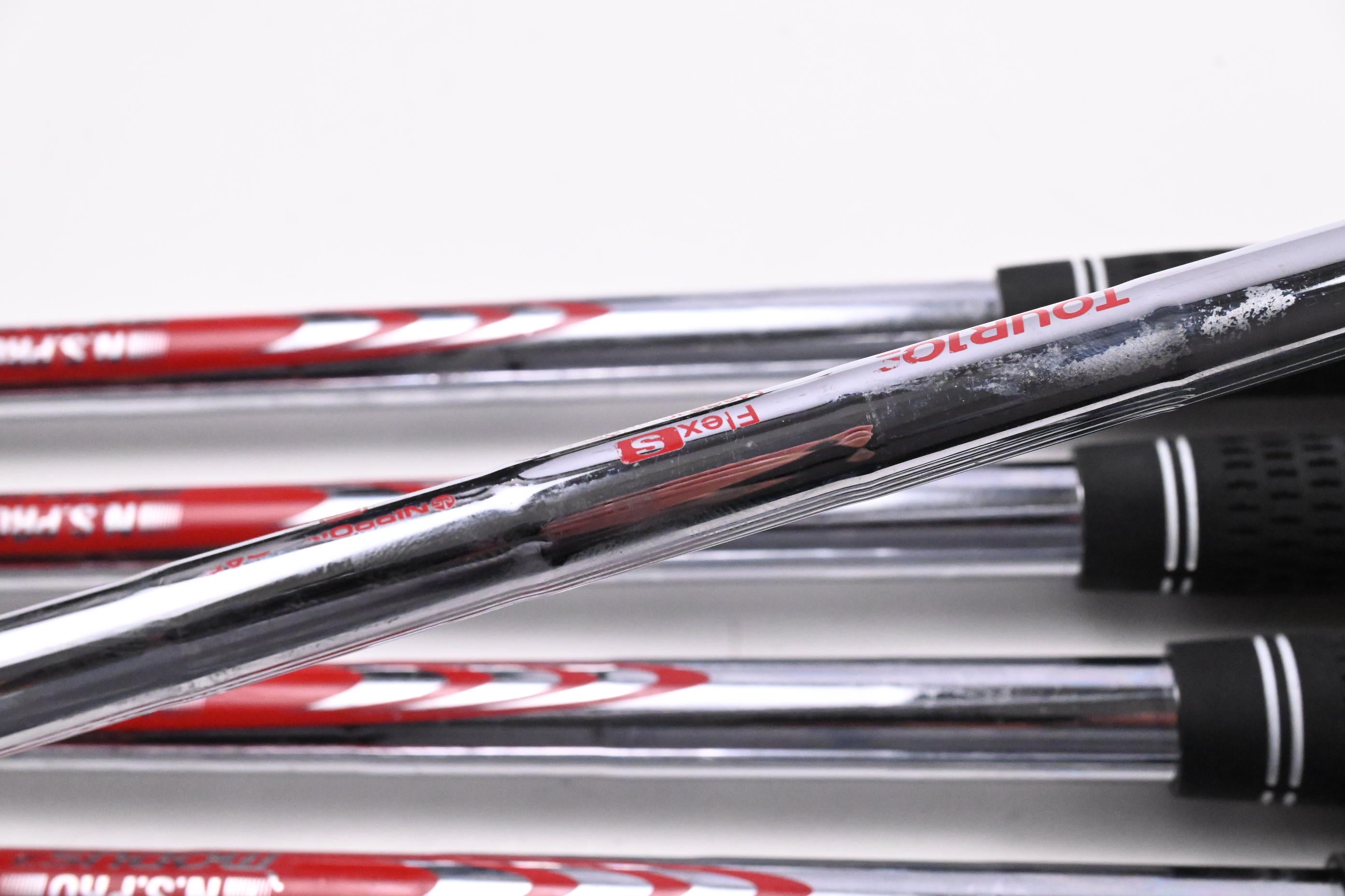 Left Hand Titleist T100 2023 Irons / 4-PW / Stiff Flex N.S.Pro Modus3 Tour 105