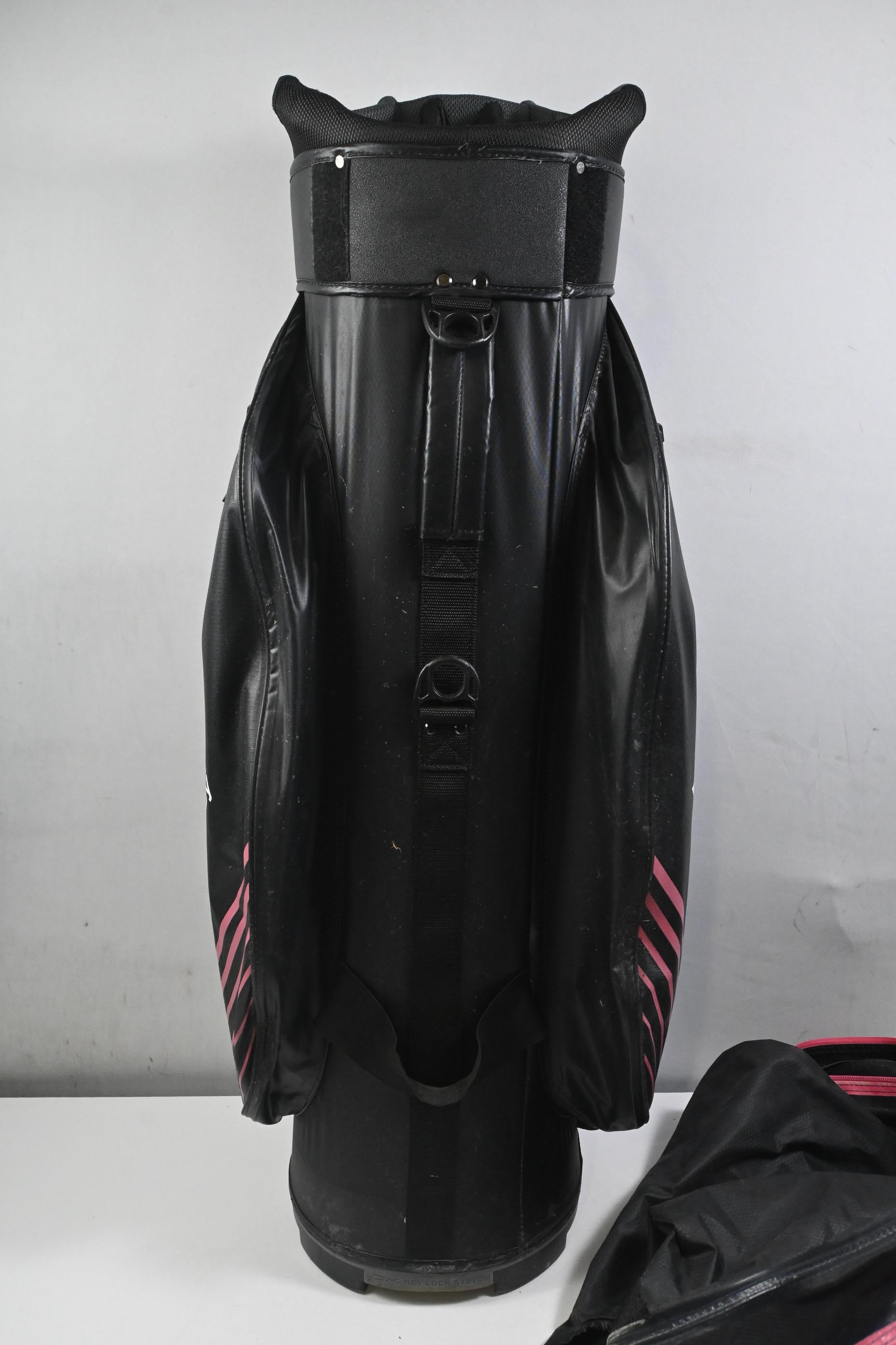 Powakaddy  Dri Tech Cart Bag / 14-Way Divider / Black & Pink
