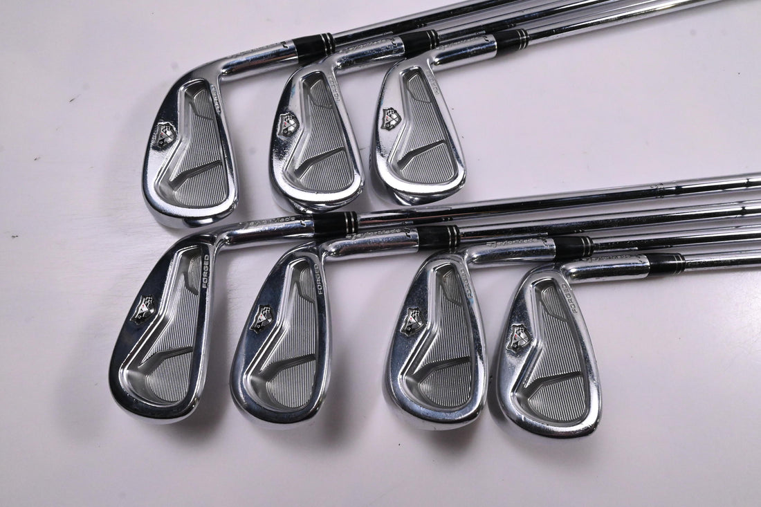 Taylormade RAC TP 2005 Irons / 4-PW / Stiff Flex Dynamic Gold S300 Shafts