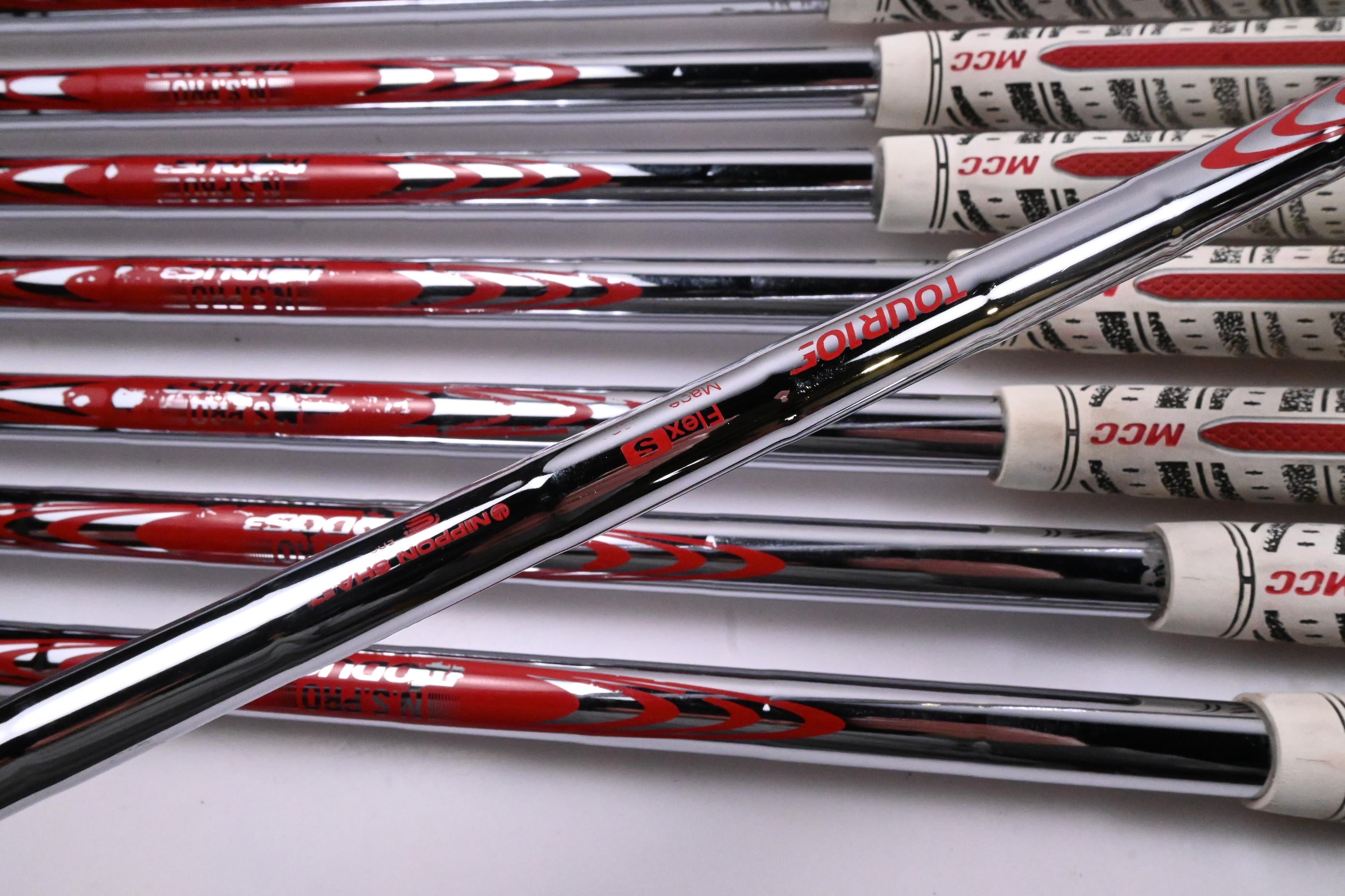 Callaway Apex Pro 21 Irons / 4-PW+GW / Stiff Flex N.S.Pro Modus³ Tour 105