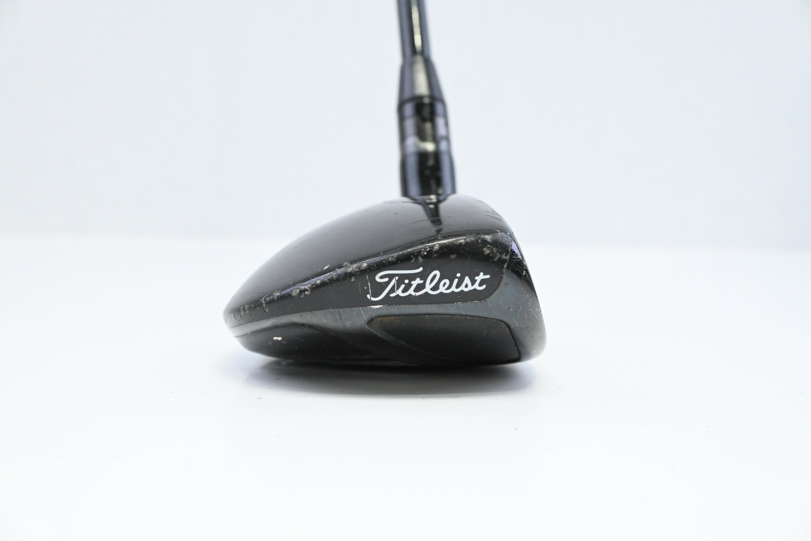 Titleist 910H #3 Hybrid / 19 Degree / Stiff Flex Diamana 'ahina 90 Shaft