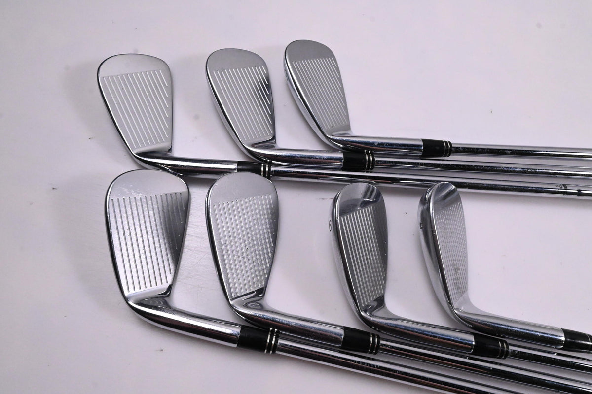 Taylormade RAC TP 2005 Irons / 4-PW / Stiff Flex Dynamic Gold S300 Shafts