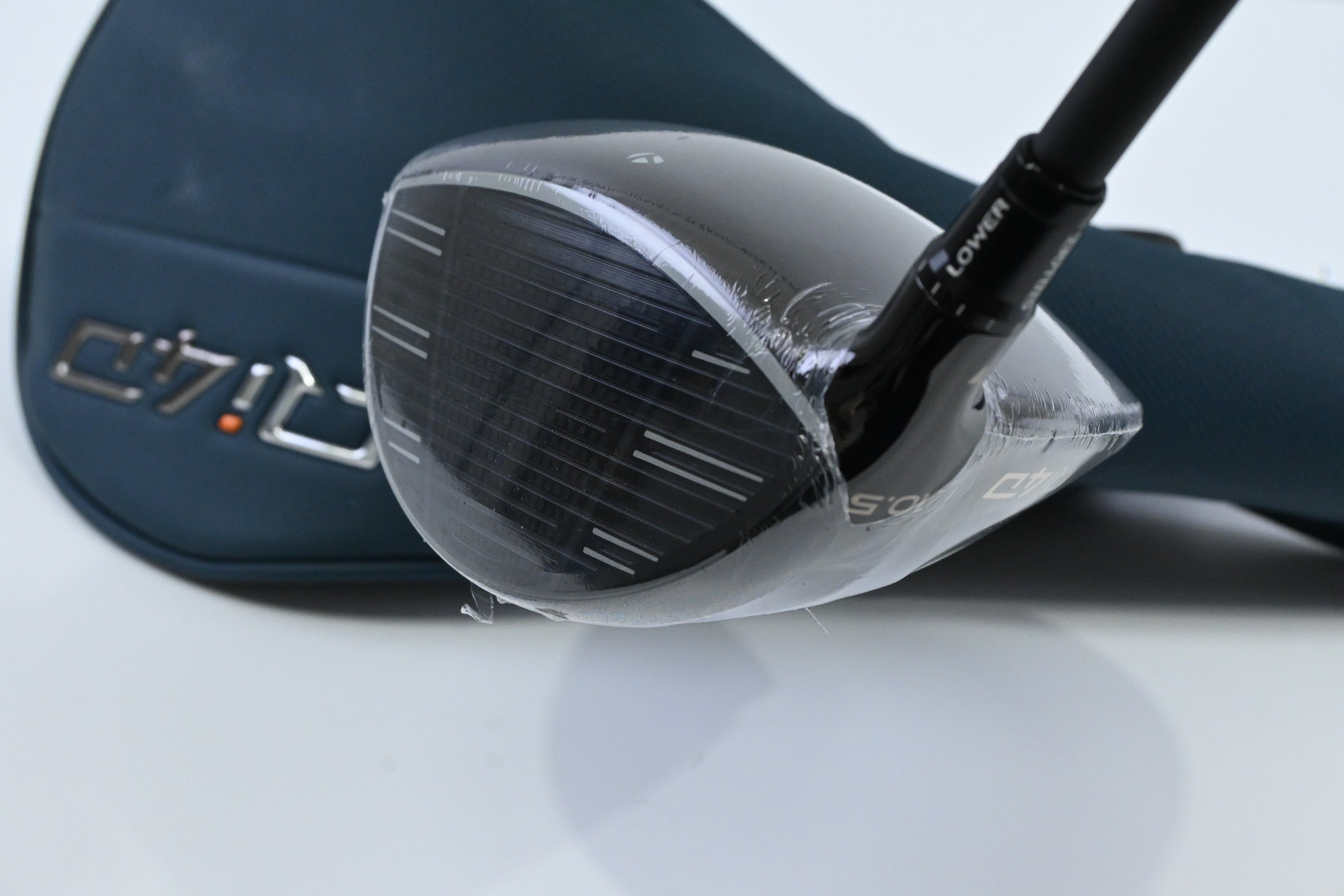 Taylormade Qi4D Driver / 10.5 Degree / Stiff Flex Taylormade Reax Blue 50 Shaft