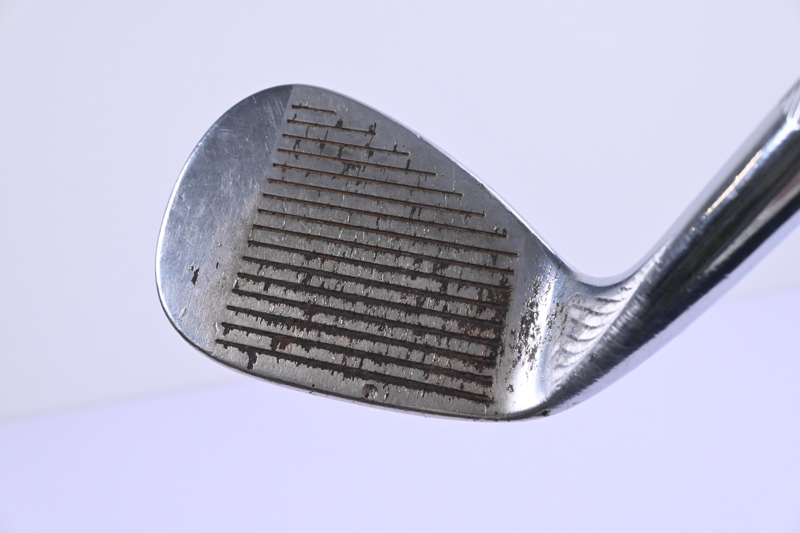 Titleist Vokey Design Gap Wedge / 52 Degree / Wedge Flex Dynamic Gold Shaft