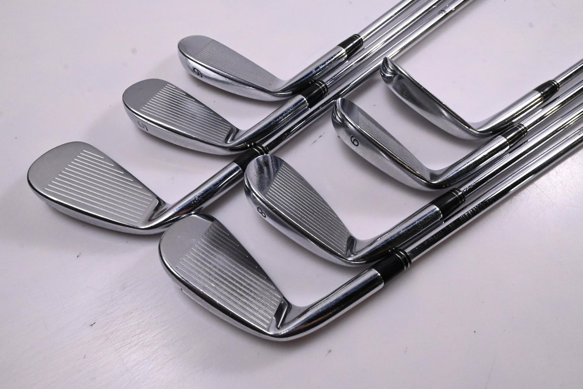 Taylormade RAC TP 2005 Irons / 4-PW / Stiff Flex Dynamic Gold S300 Shafts