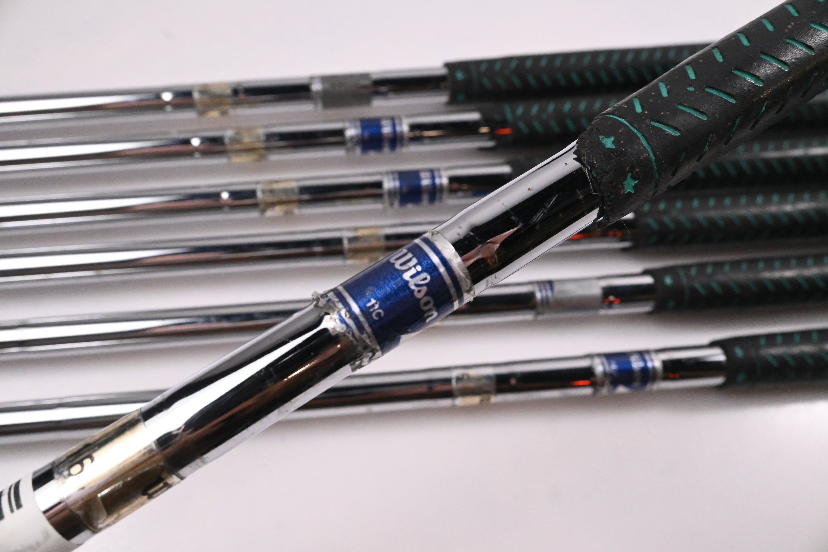 Wilson X-31 Irons / 3-9i / Regular Flex Wilson Shafts