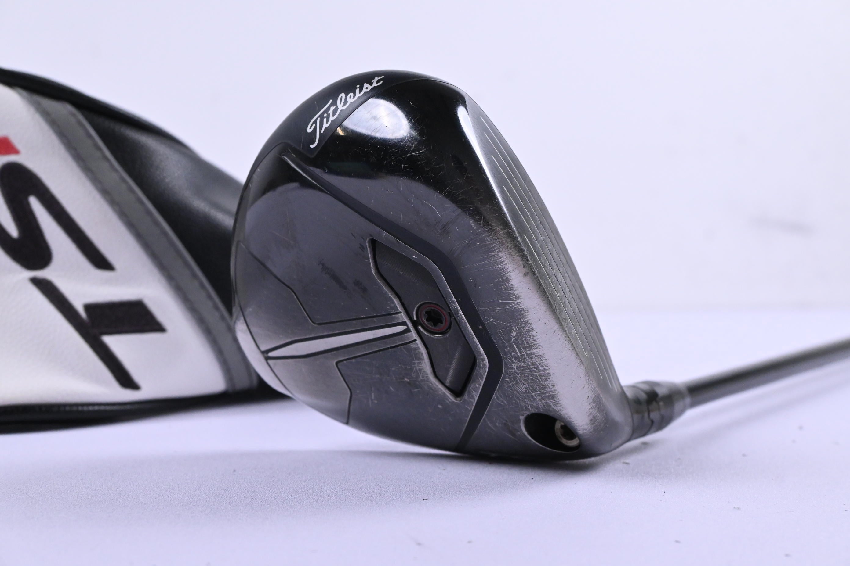 Titleist TSR2 #3 Wood / 15 Degree / Regular Flex HZRDUS Gen4 Red CB 60 Shaft