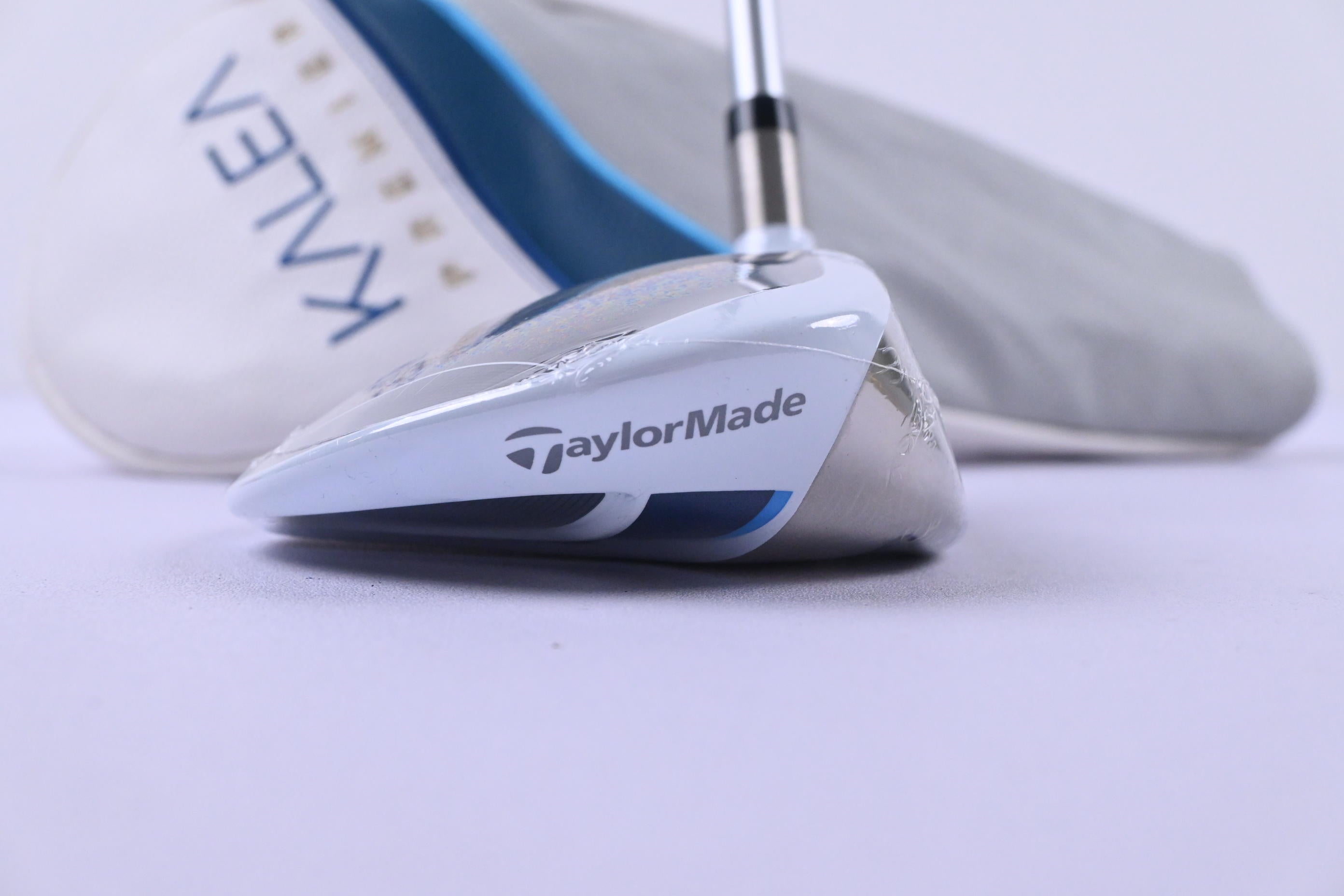 Ladies Taylormade Kalea Premier #3 Wood / 17 Degree / Ladies Flex Kalea 40 Shaft