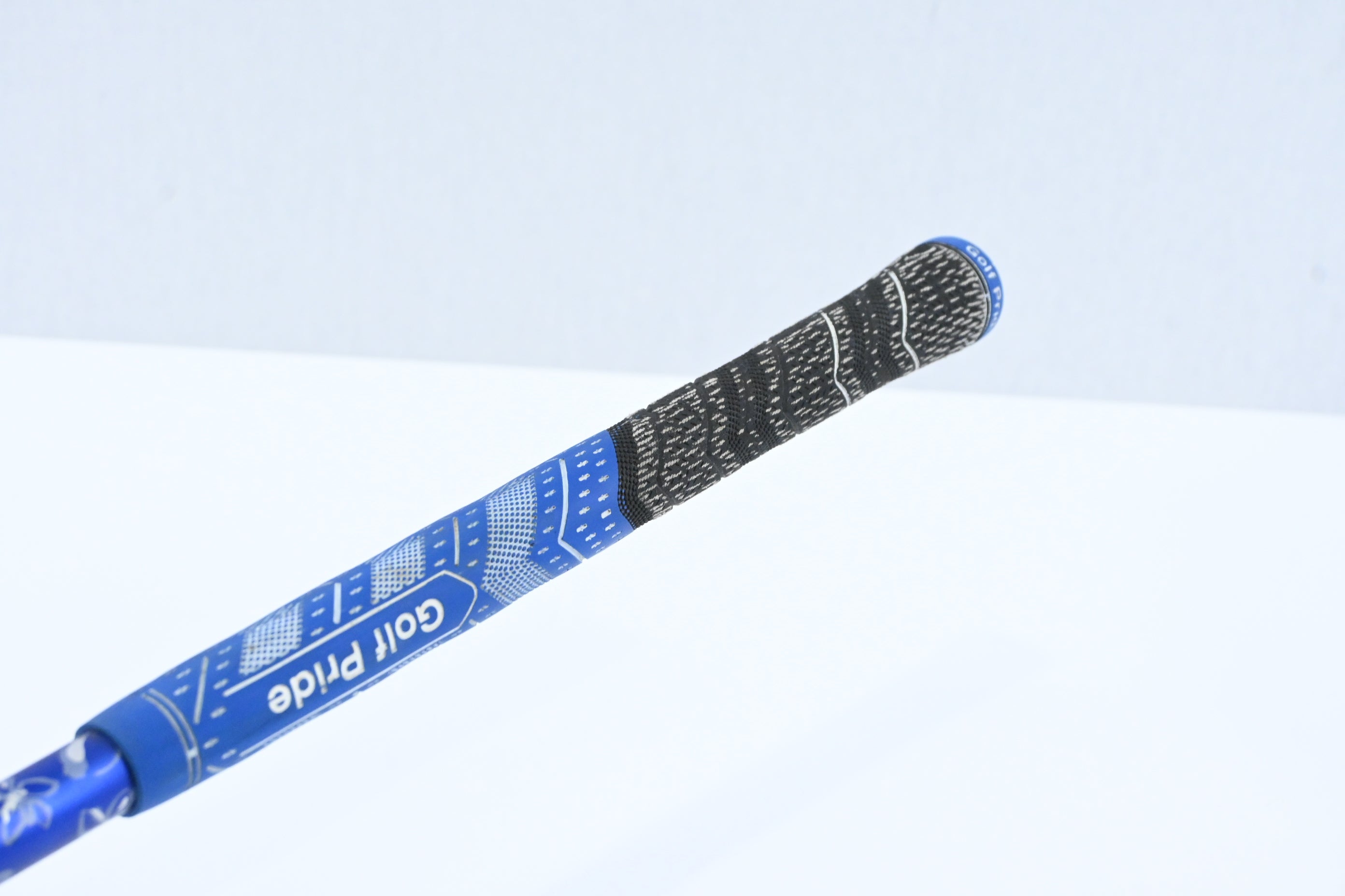 Titleist 913H #3 Hybrid / 19 Degree / Stiff Flex Diamana S+ 82 Shaft