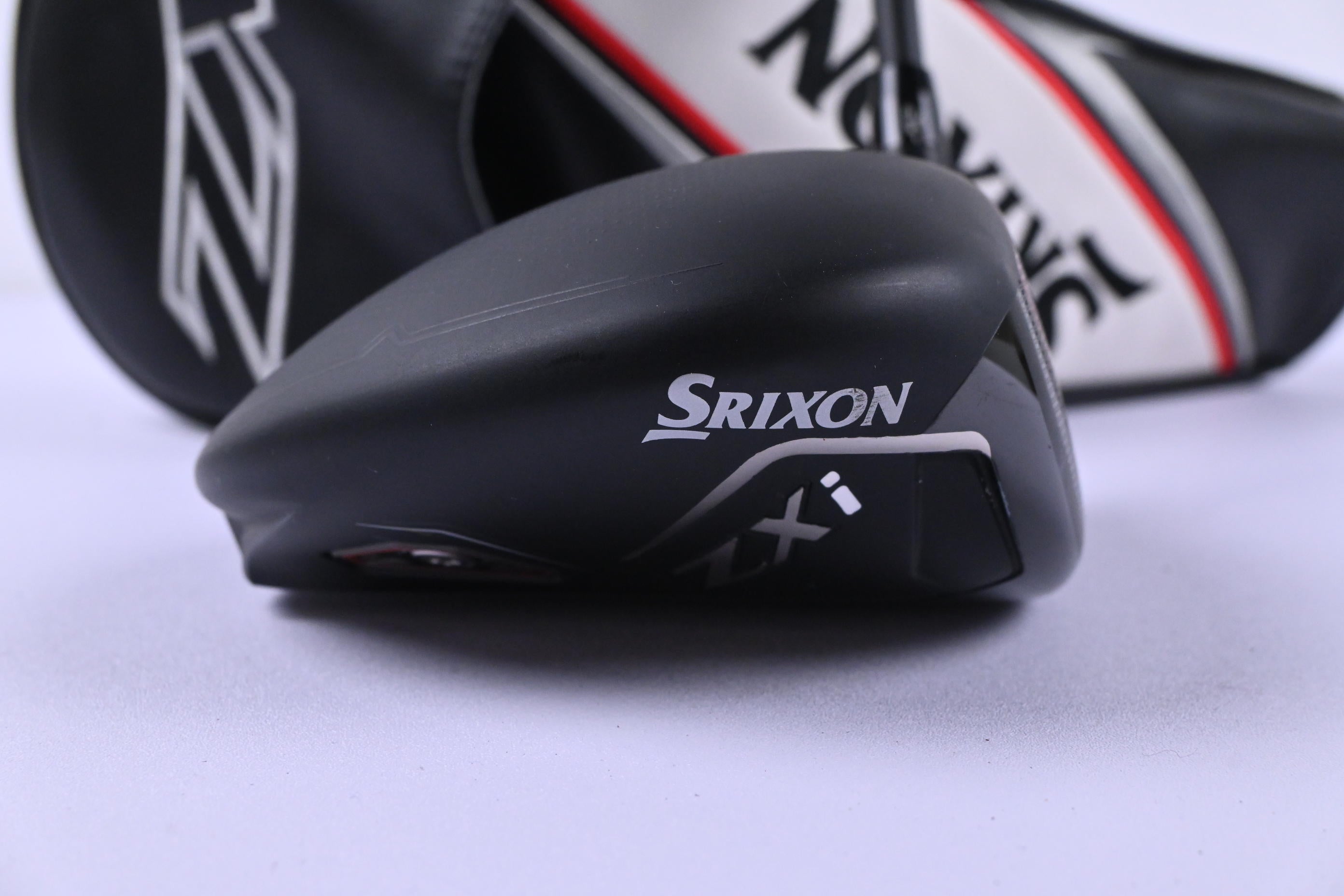 Srixon ZXi Driver / 10.5 Degree / Stiff Flex HZRDUS Gen5 Black 60 Shaft