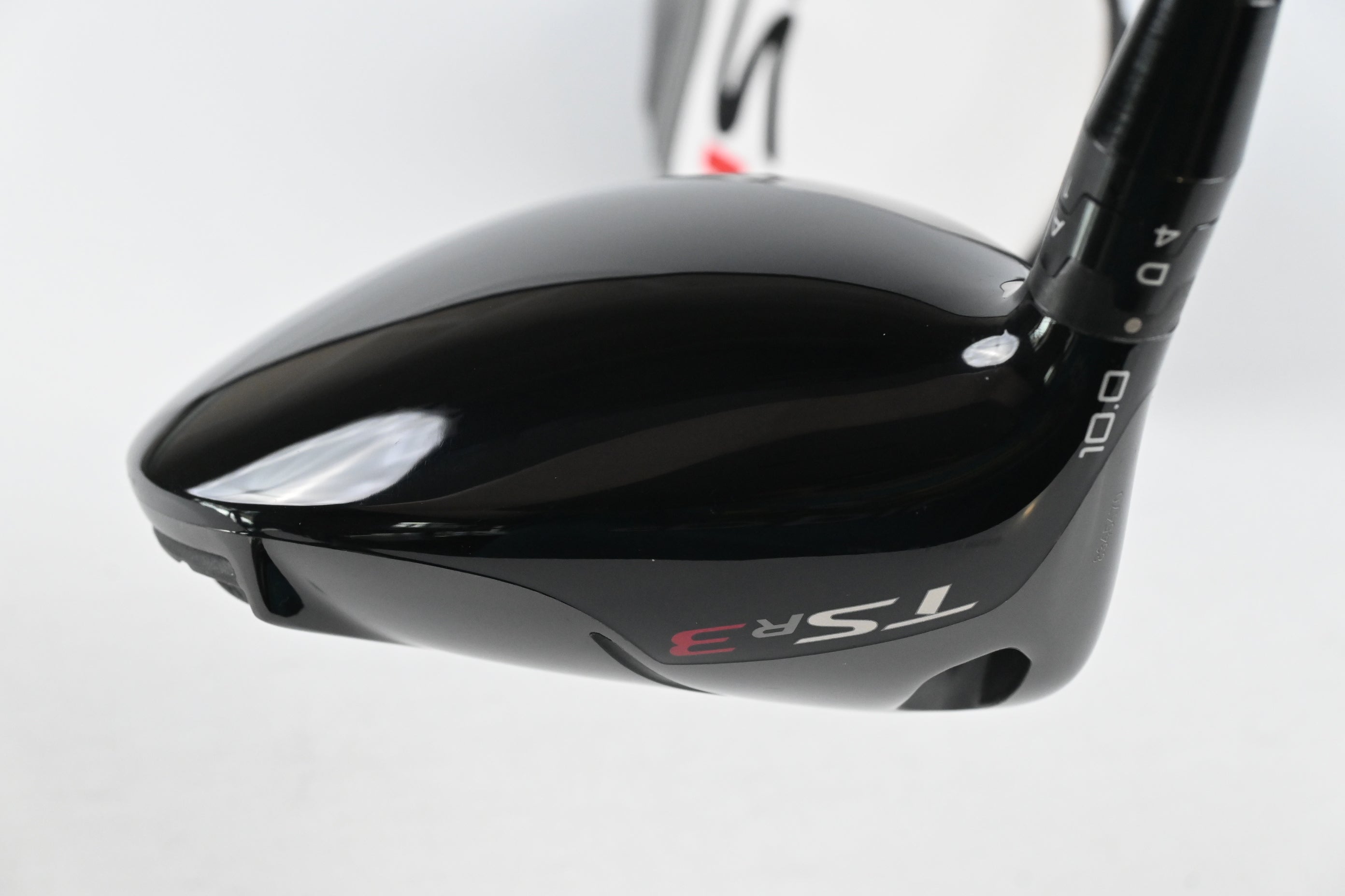 Left Hand Titleist TSR3 Driver / 10 Degree / Stiff Flex Hzrdus Gen 5 Black 60