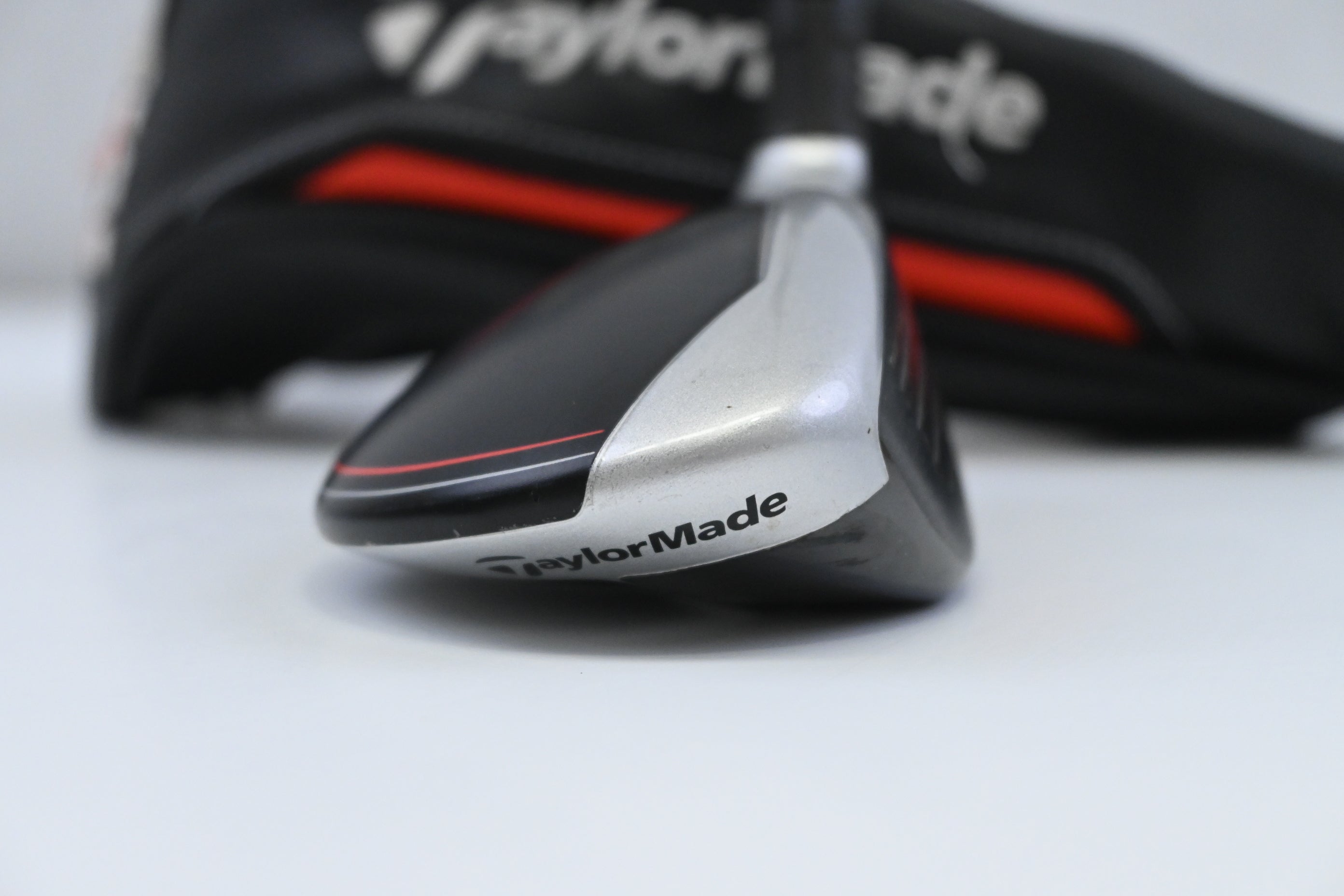 Taylormade M6 #3 Hybrid / 19 Degree / Stiff Flex Fujikura Atmos Red 70 Shaft