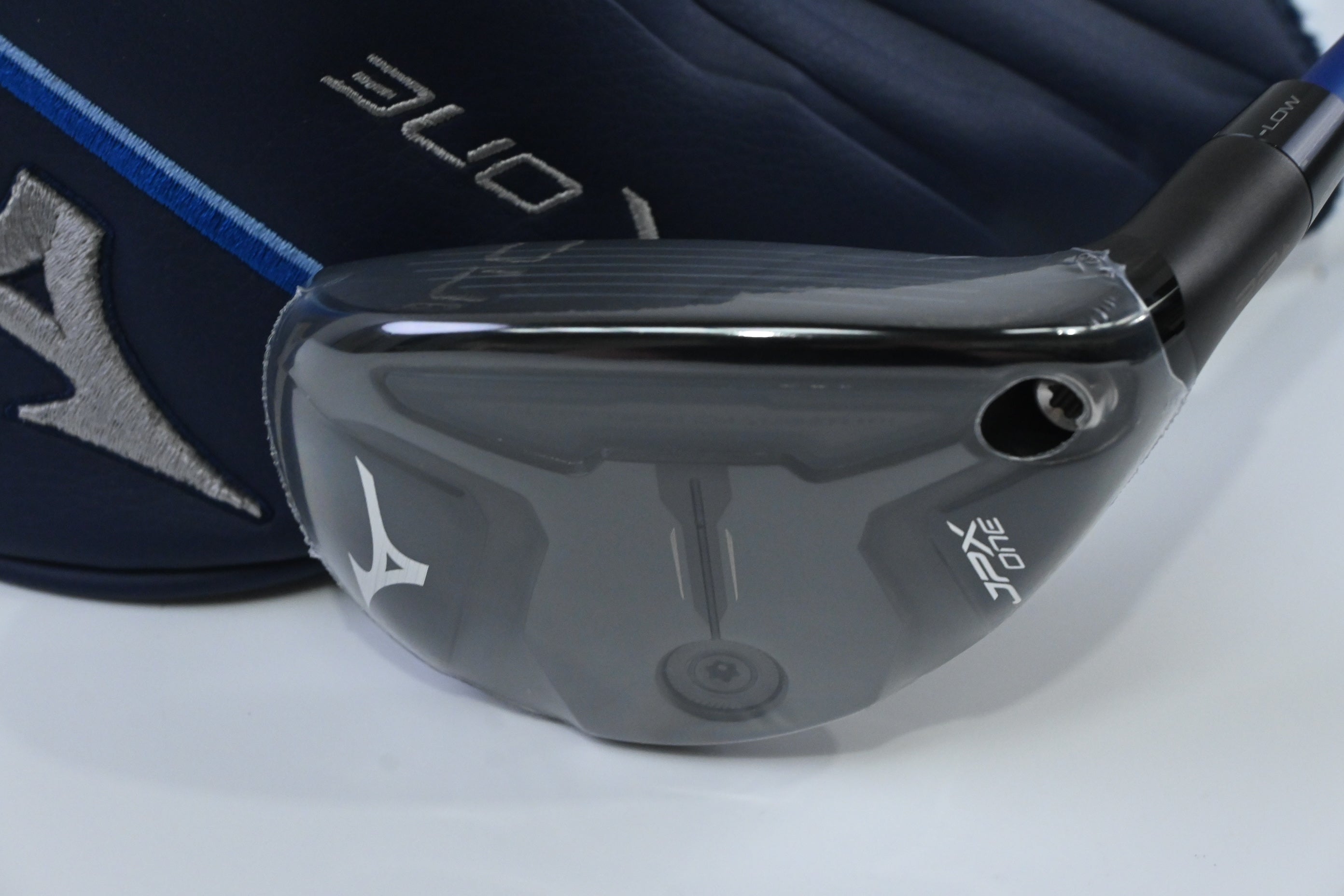 Mizuno JPX One #4 Hybrid / 22 Degree / Regular Flex Denali Frost Blue 70 Shaft